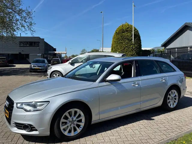 Audi A6 view 8