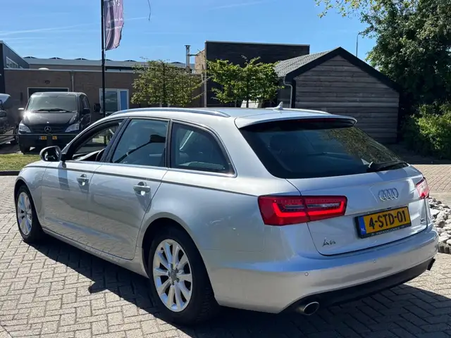 Audi A6 view 7