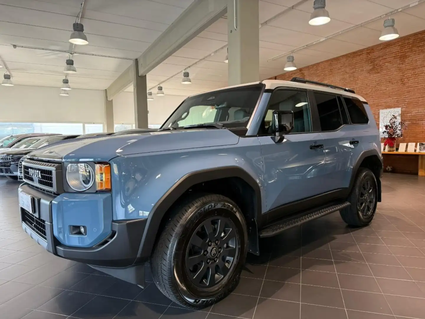 Toyota Land Cruiser 2.8 D4D A/T AWD First Edition KM0 Blue - 2