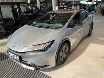 2.0 PlugIn Hybrid ACC FLA SpurH SpurW LM