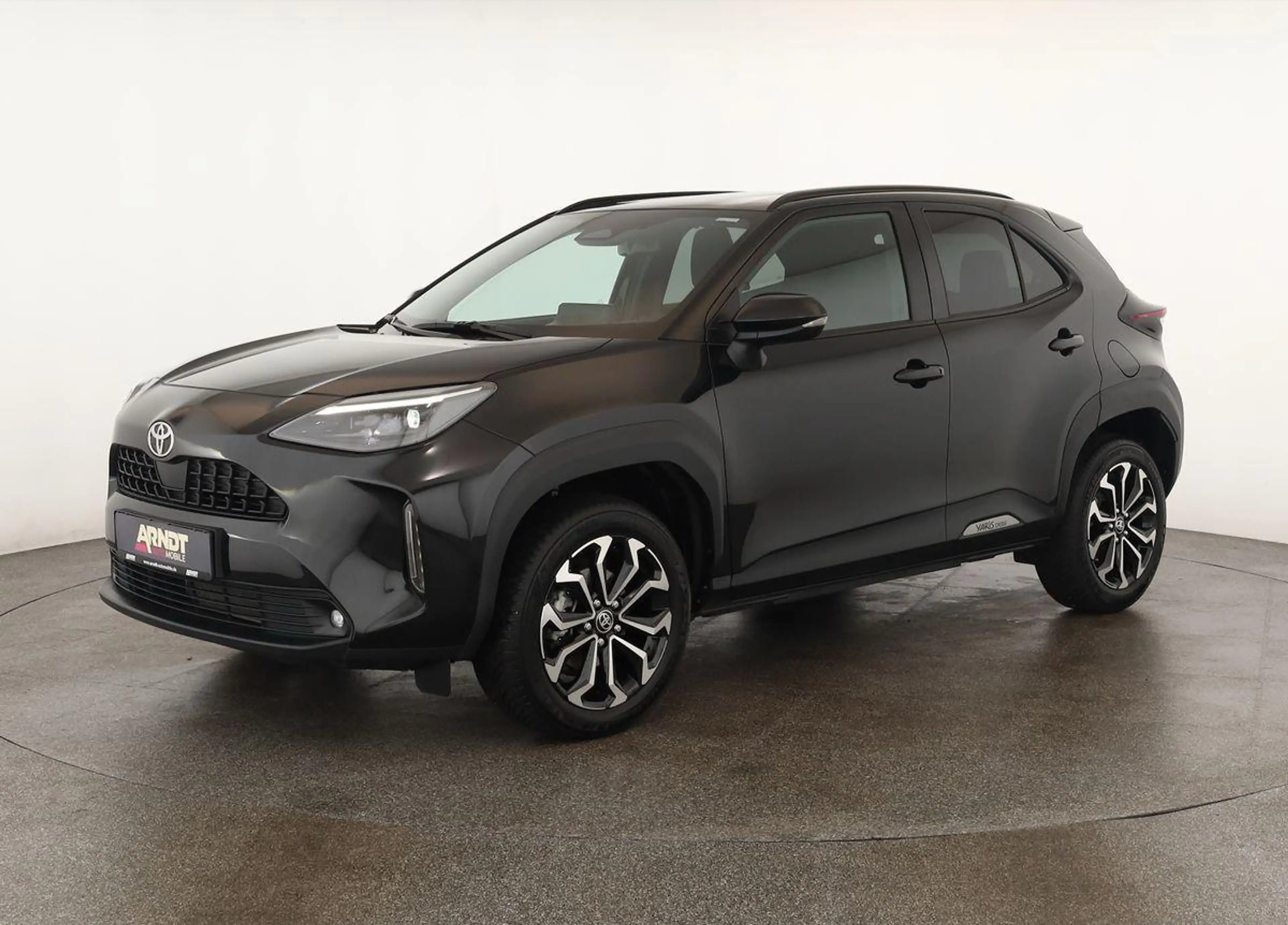 Toyota Yaris Cross Hybrid Teamplayer LED Nav SitzHZ Kam — photo 2