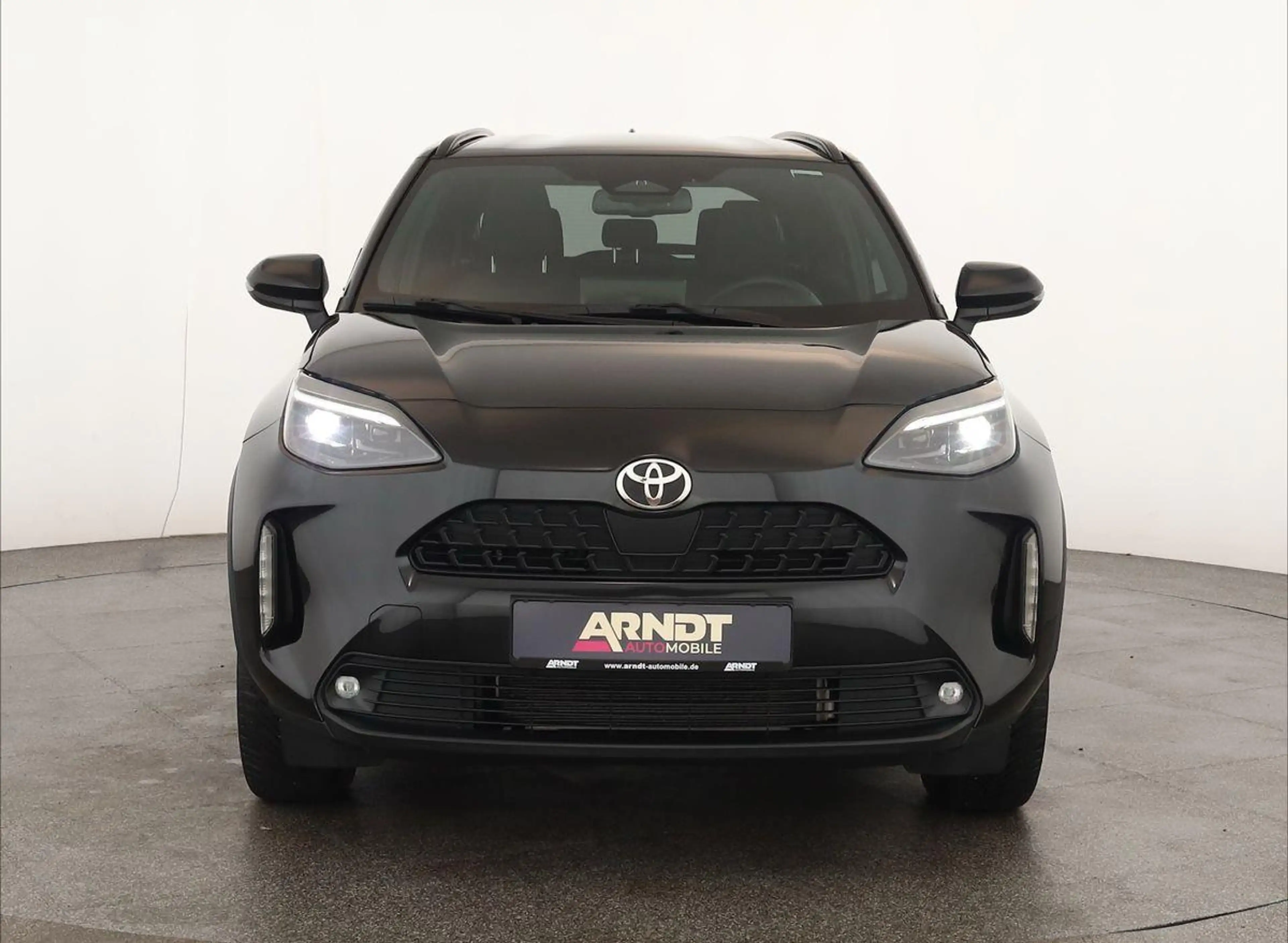 Toyota Yaris Cross Hybrid Teamplayer LED Nav SitzHZ Kam — photo 3
