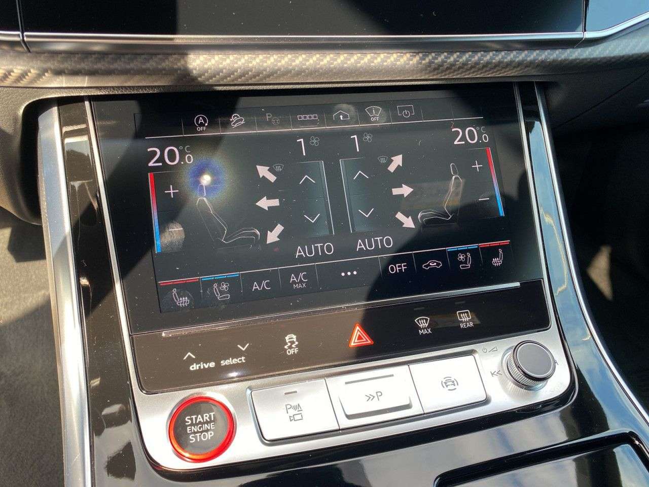 Audi RSQ8