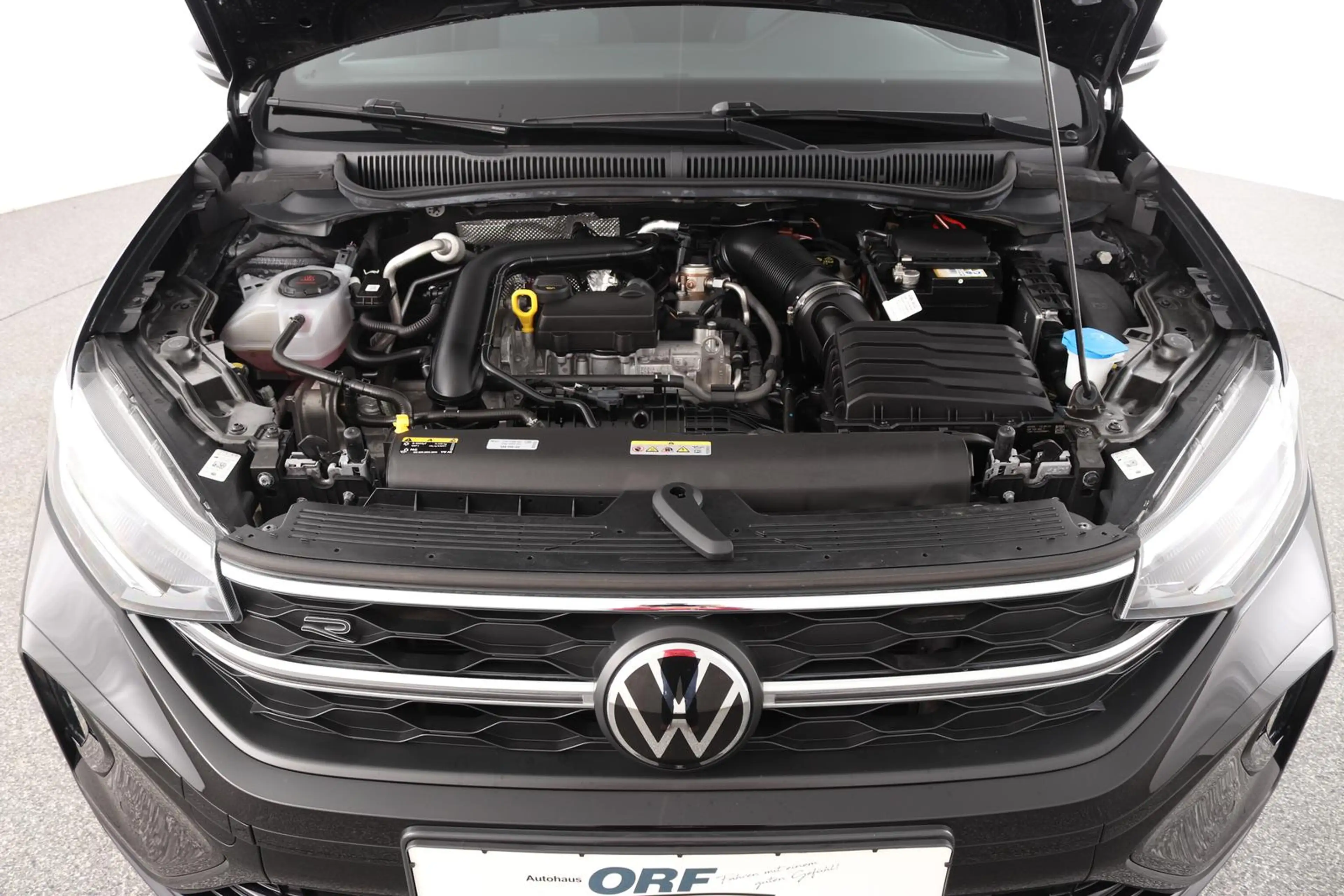 Volkswagen Taigo 1.0 TSI R-line DSG IQ.DRIVE LED-MATRIX VIRTUAL NAV — photo 8