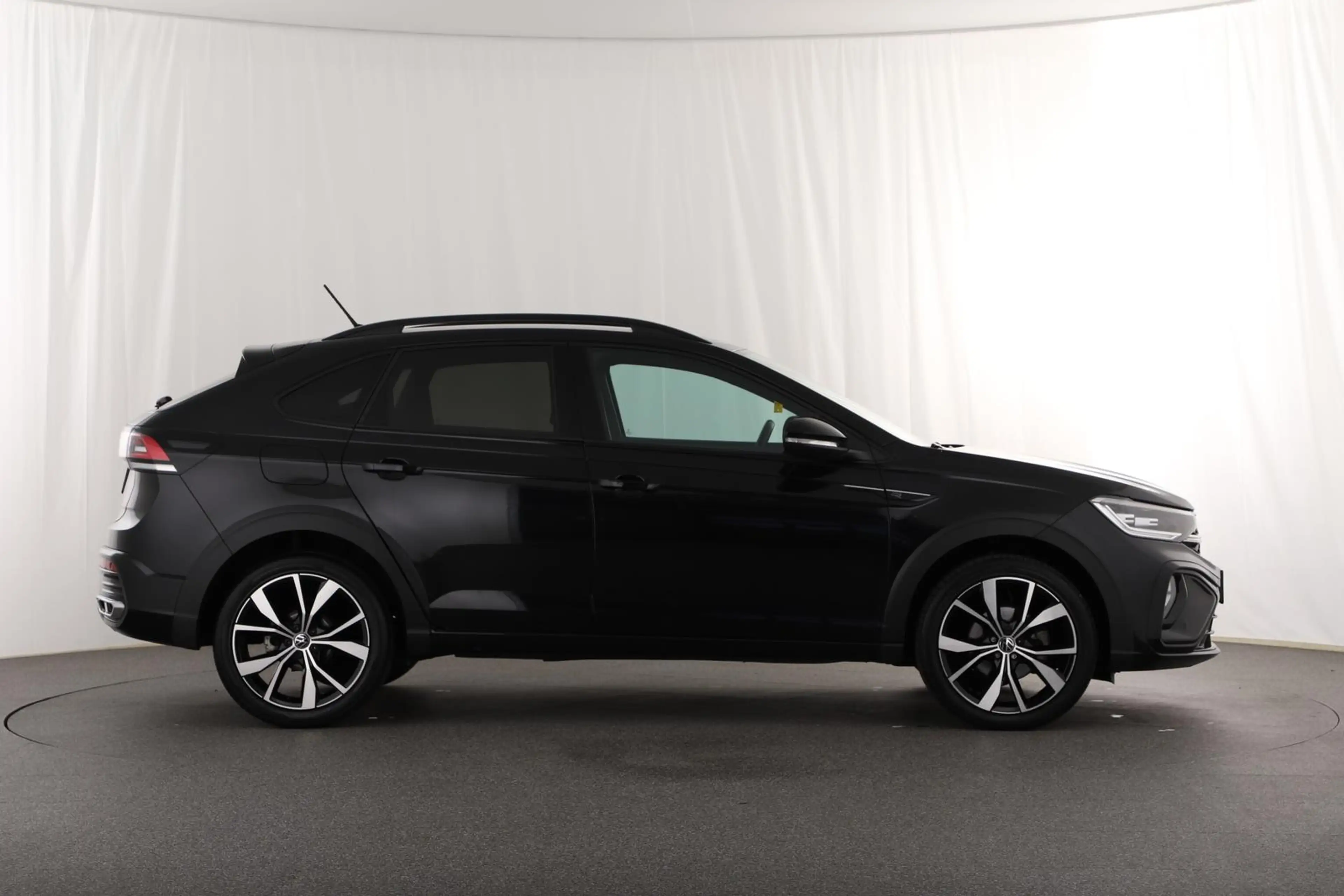Volkswagen Taigo 1.0 TSI R-line DSG IQ.DRIVE LED-MATRIX VIRTUAL NAV — photo 3