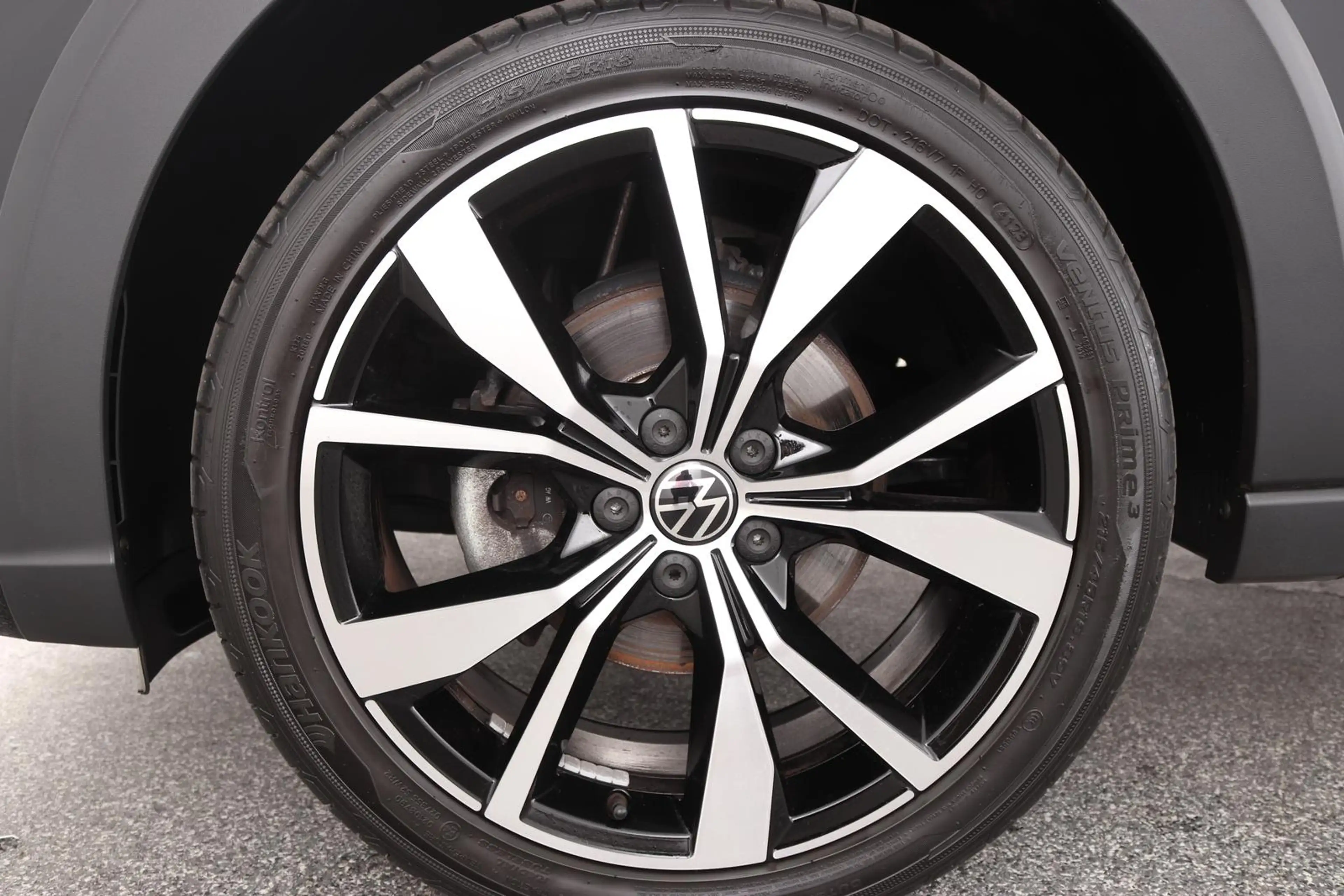 Volkswagen Taigo 1.0 TSI R-line DSG IQ.DRIVE LED-MATRIX VIRTUAL NAV — photo 7