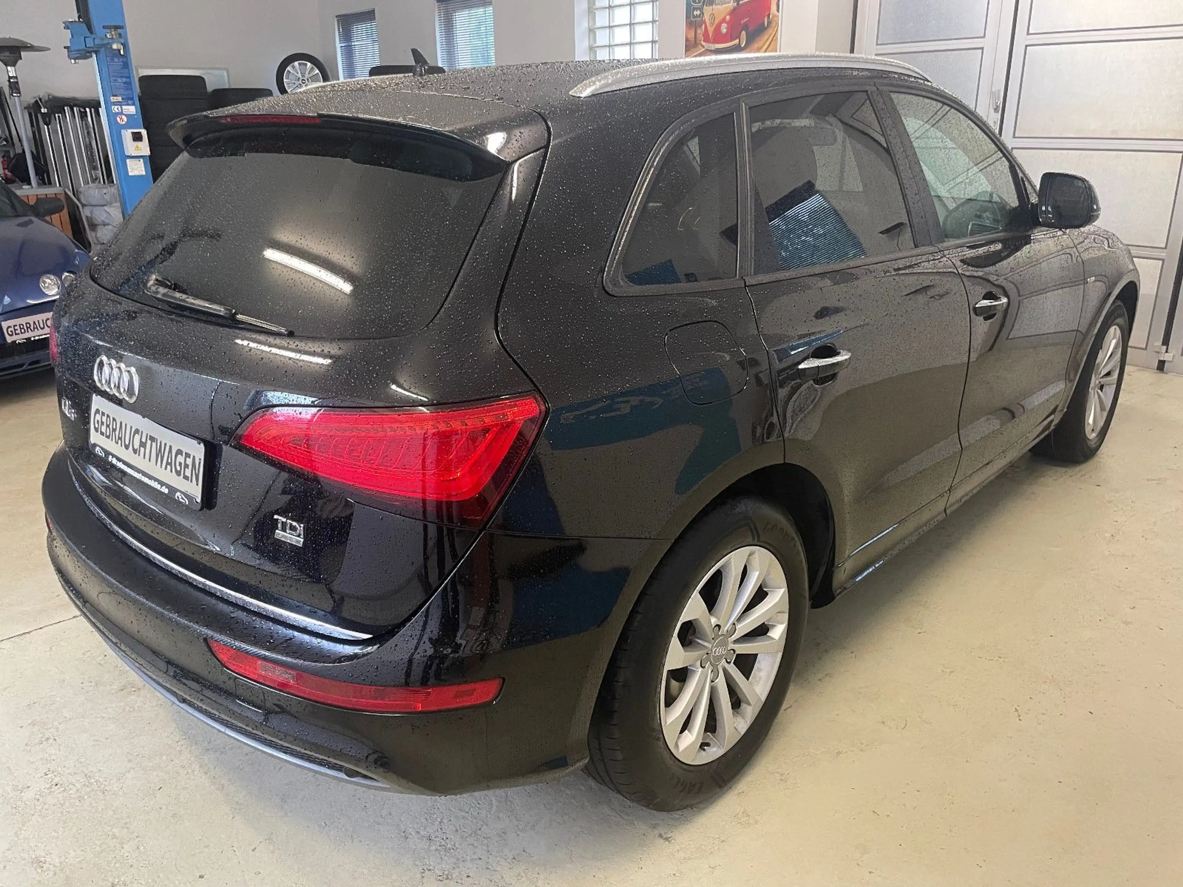 Audi Q5 2.0 TDI clean diesel/ultra 110 kW — photo 3