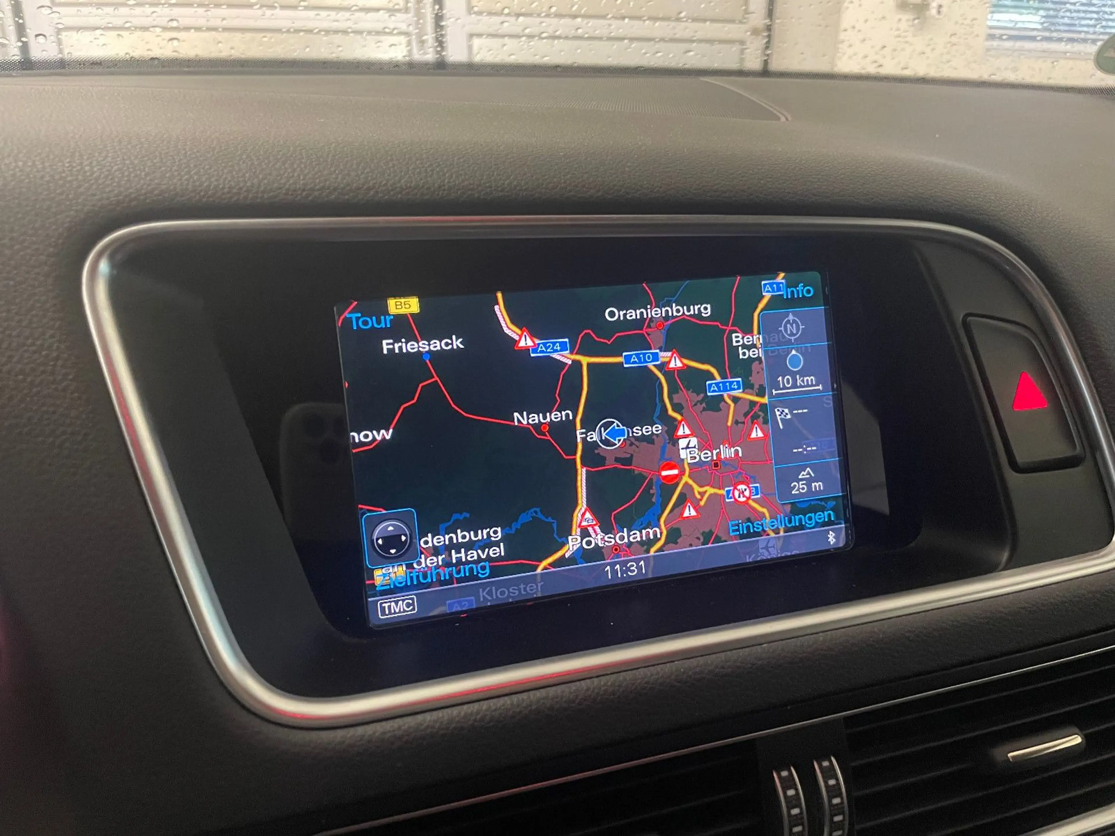 Audi Q5 2.0 TDI clean diesel/ultra 110 kW — photo 14