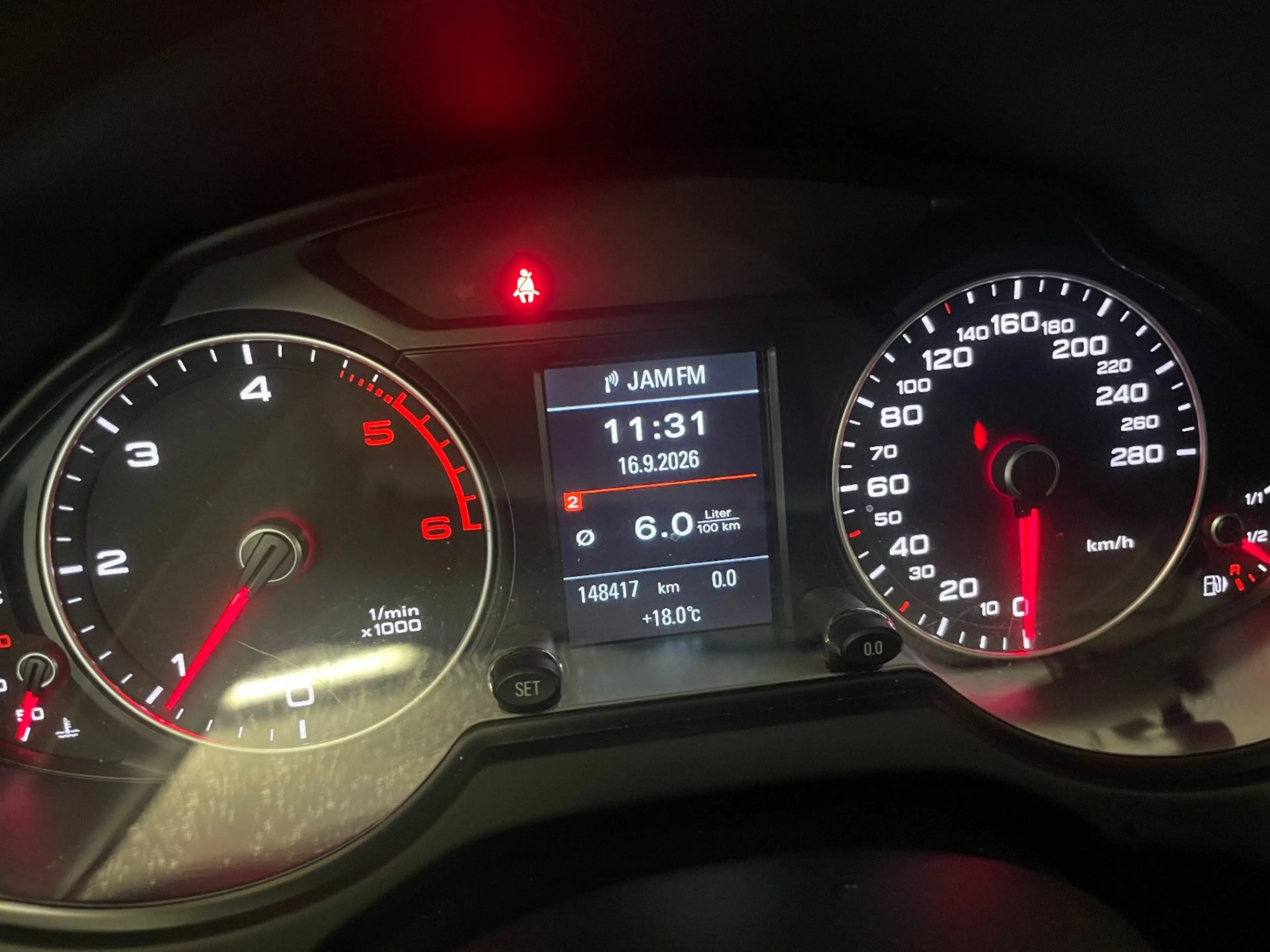 Audi Q5 2.0 TDI clean diesel/ultra 110 kW — photo 12