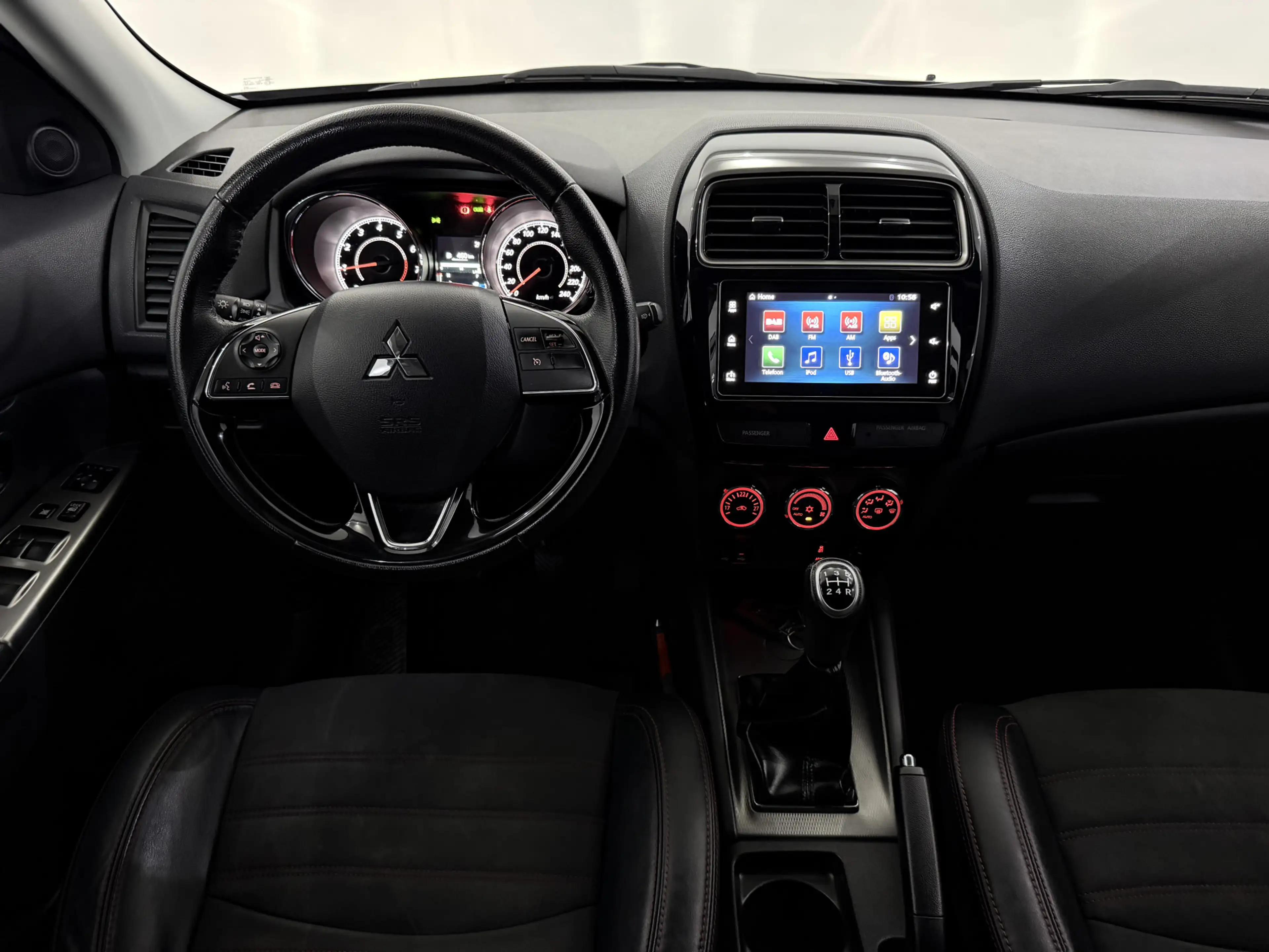 Mitsubishi ASX 1.6 Cleartec Connect Pro+ Camera, Airco, Keyless s — photo 11