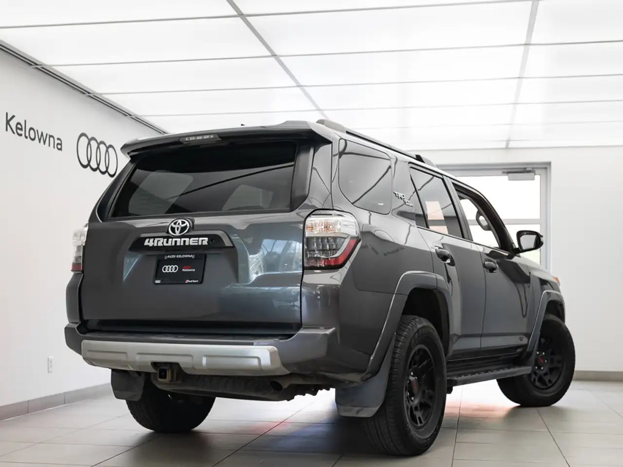 Toyota 4-Runner photo Toyota 4-Runner