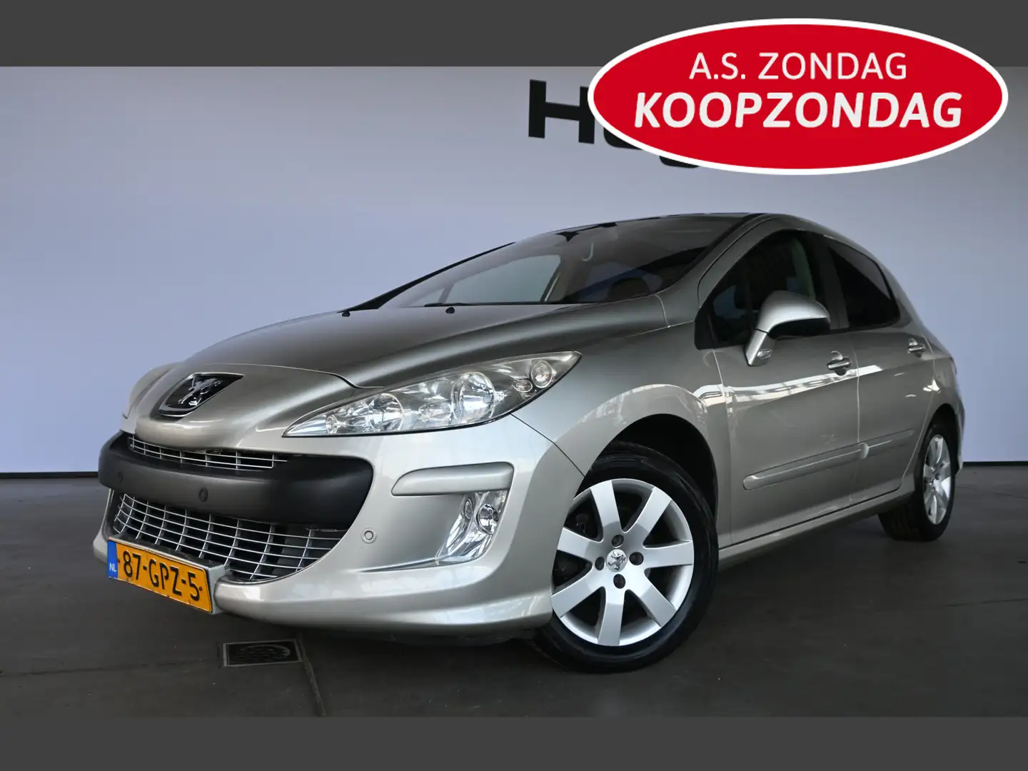 Peugeot 308 1.6 XT Clima Panoramadak Direct Leverbaar! All in Grijs - 1