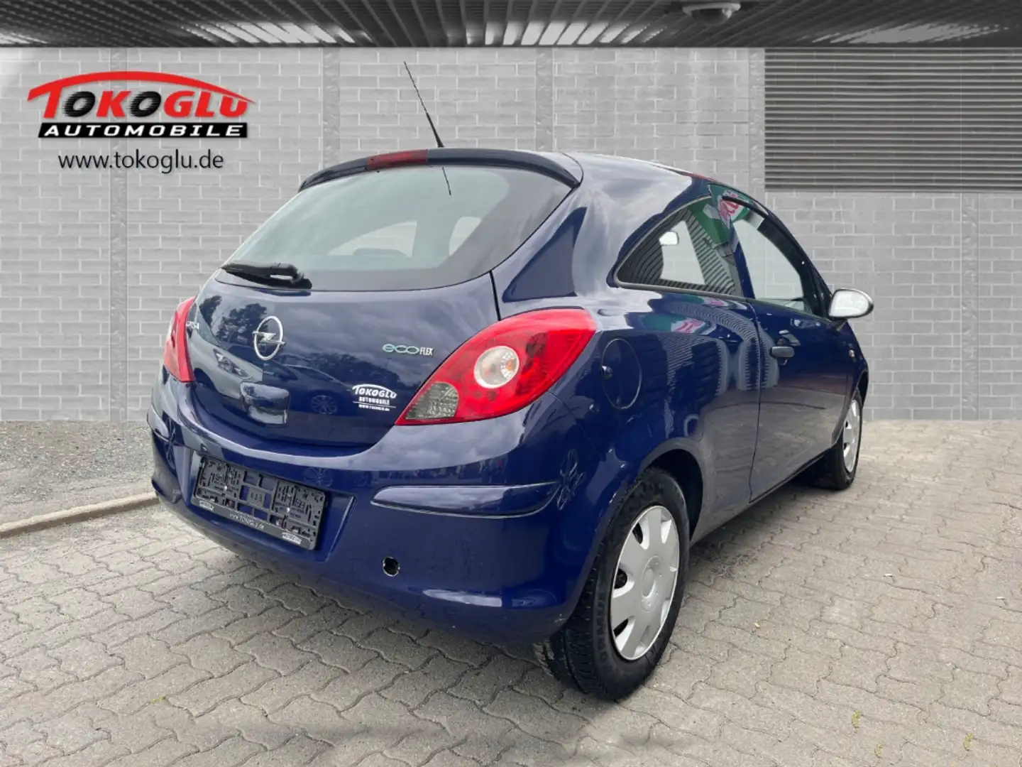 Opel Corsa D Selection 110 Jahre 1.0 Klima  el.SP CD Radio ZV Azul - 2