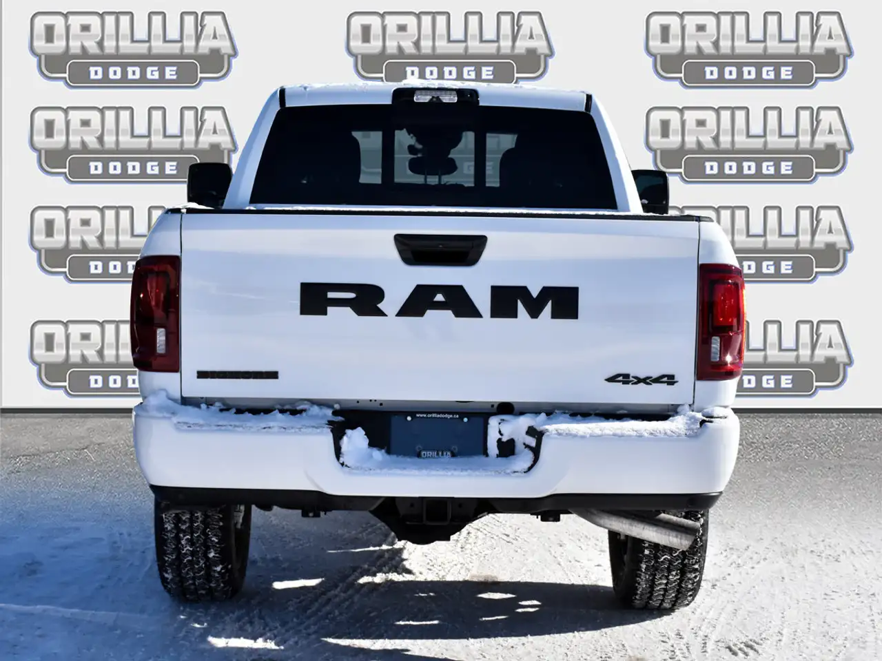 RAM 2500 снимка RAM 2500