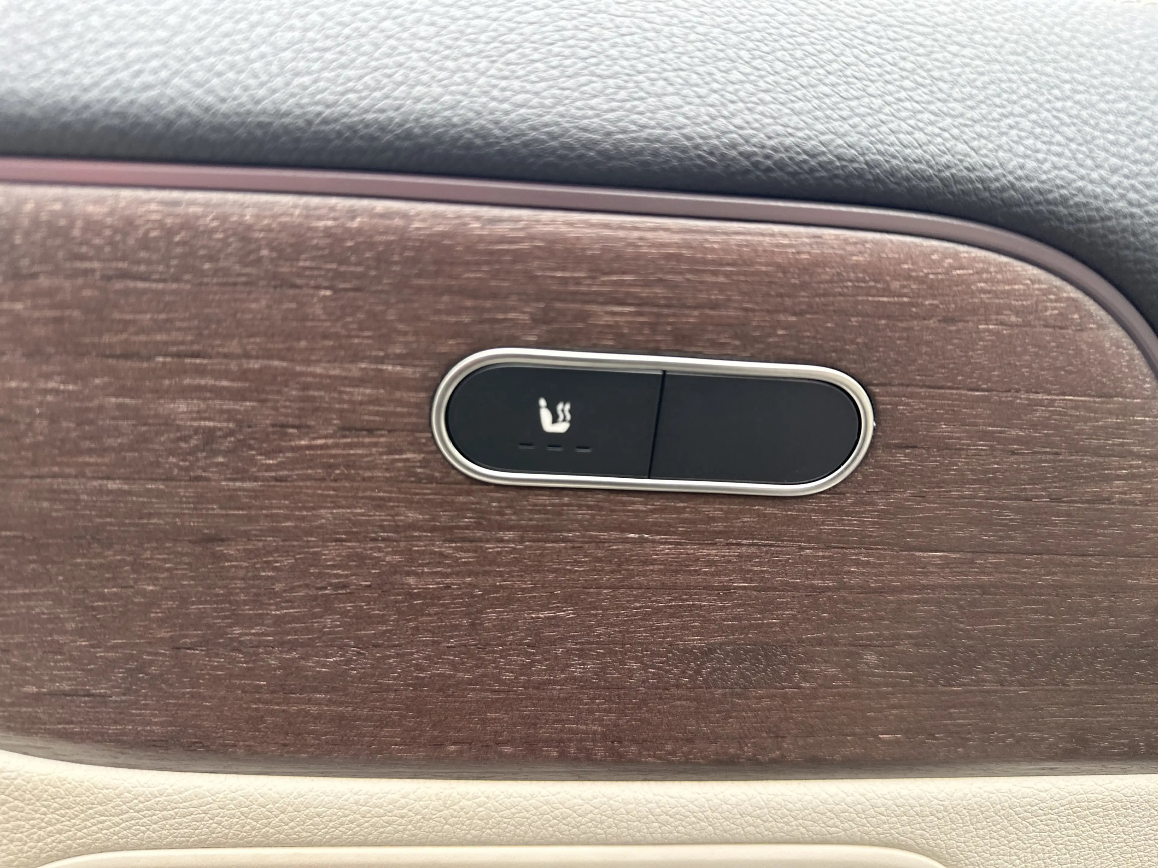 Mercedes-Benz GLA 220 Progressive 4Matic NAV+KAMERA+VCOCK+SHZ — photo 9