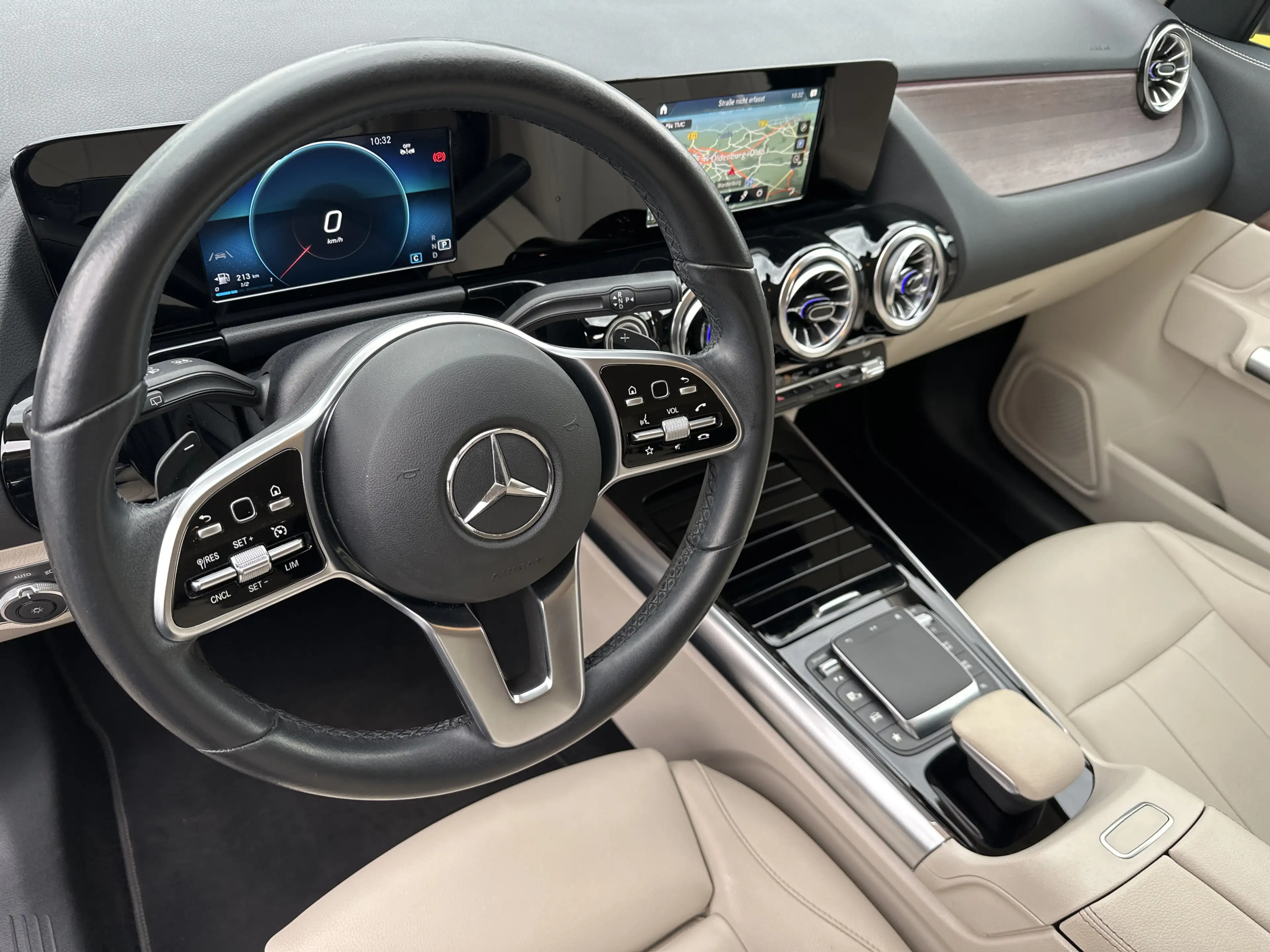 Mercedes-Benz GLA 220 Progressive 4Matic NAV+KAMERA+VCOCK+SHZ — photo 10