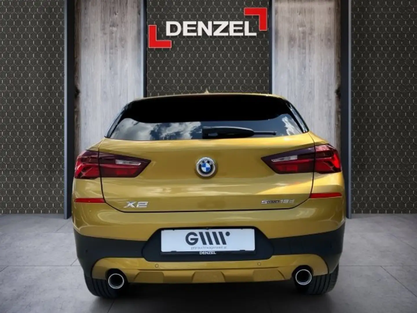BMW X2 sDrive 18d Aut. Gold - 2