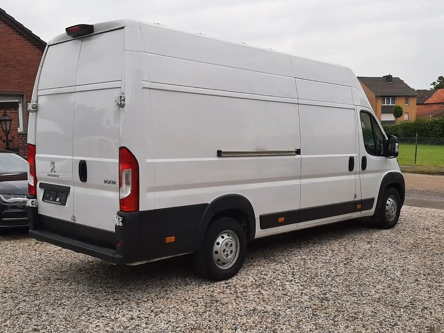 Peugeot Boxer Kasten Grossraum 435 L4H3 Premium BlueHDi Weiß - 1