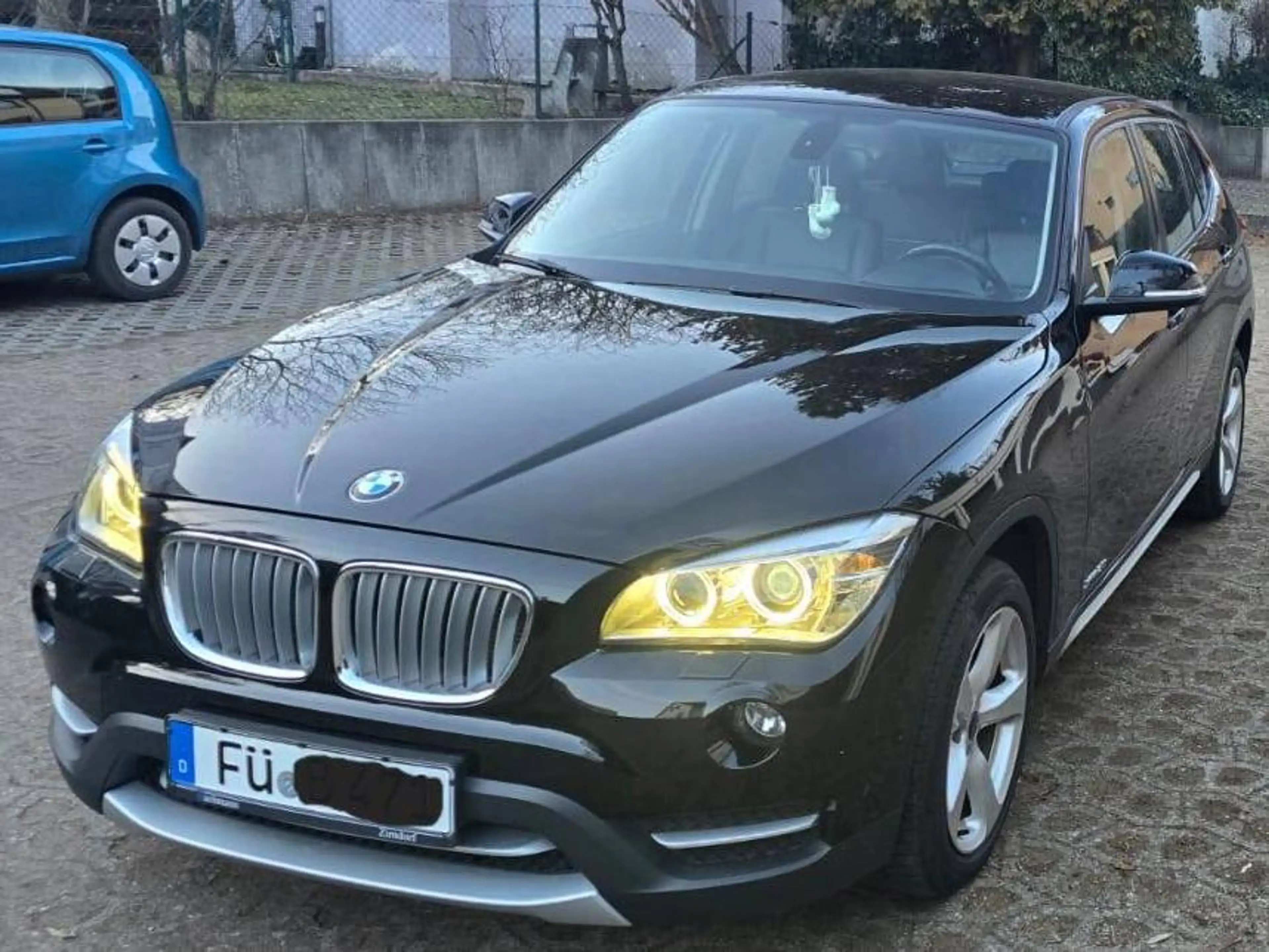 BMW X1 xDrive 20 i — photo 2