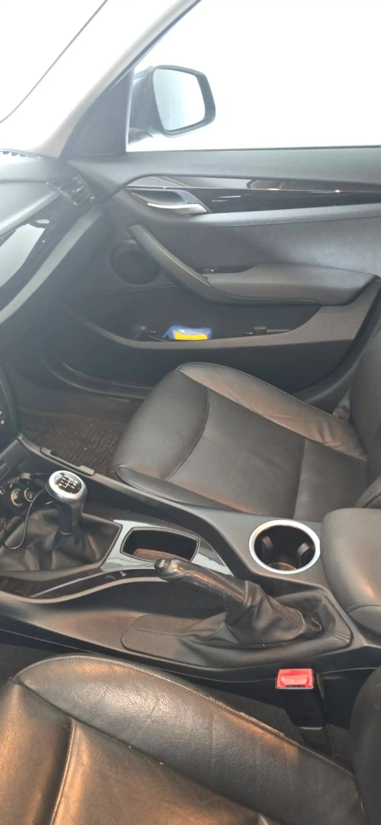 BMW X1 xDrive 20 i — photo 7