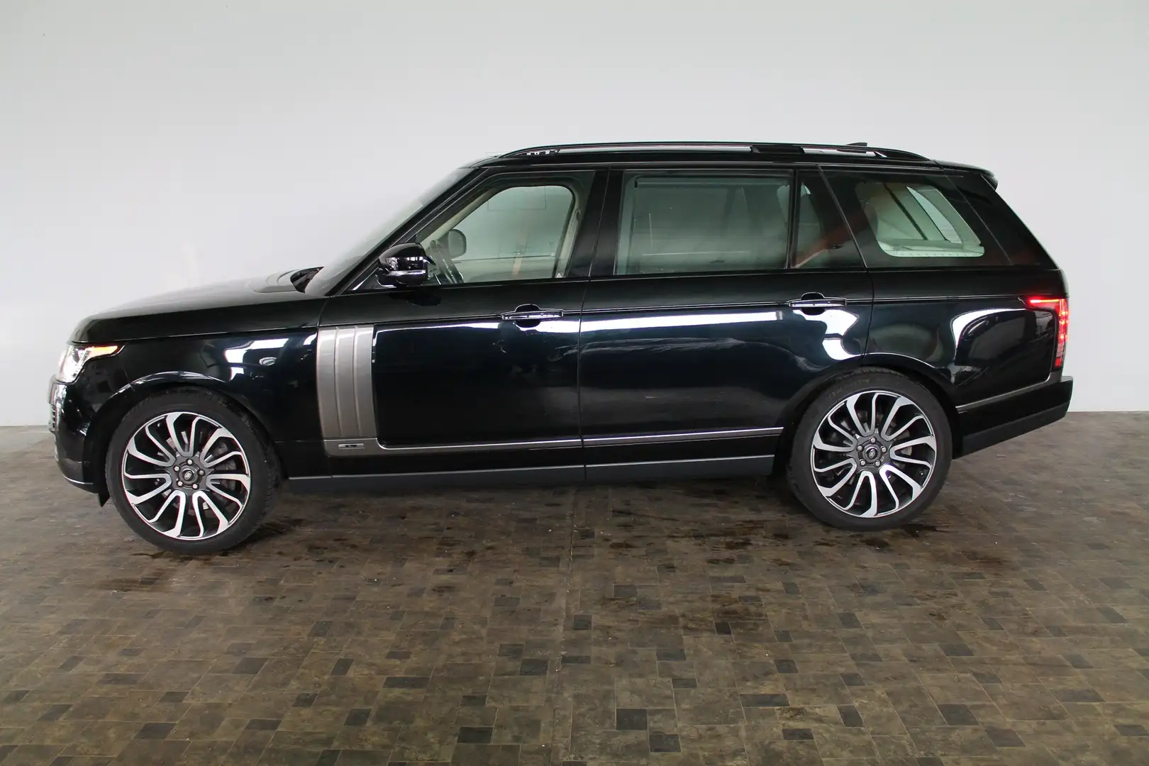 Land Rover Range Rover 5,0 V8 Supercharged langer Radstand Autobiography Noir - 2