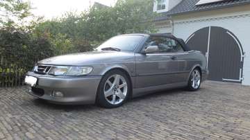 2.0i Turbo Cabrio Aero