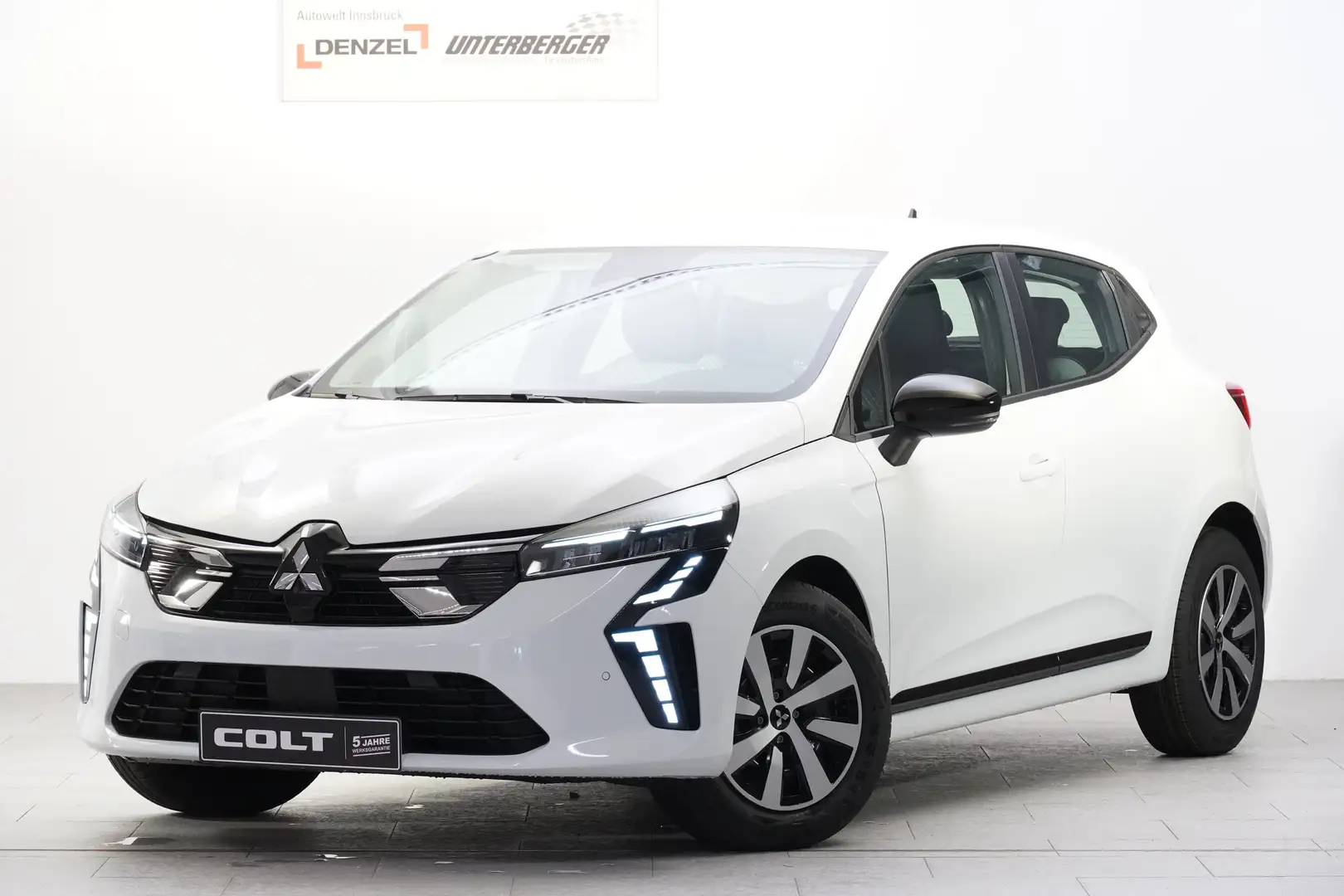 Mitsubishi Colt 1,0 MPI Invite C 25 Weiß - 1