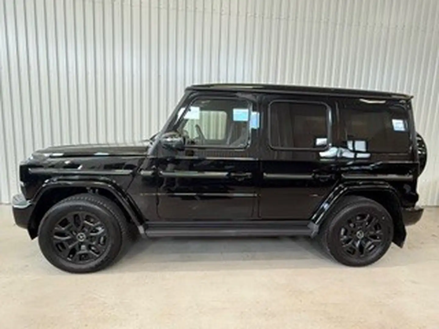 Mercedes-Benz G 450 G 450 d Exclusive Line Černá - 2