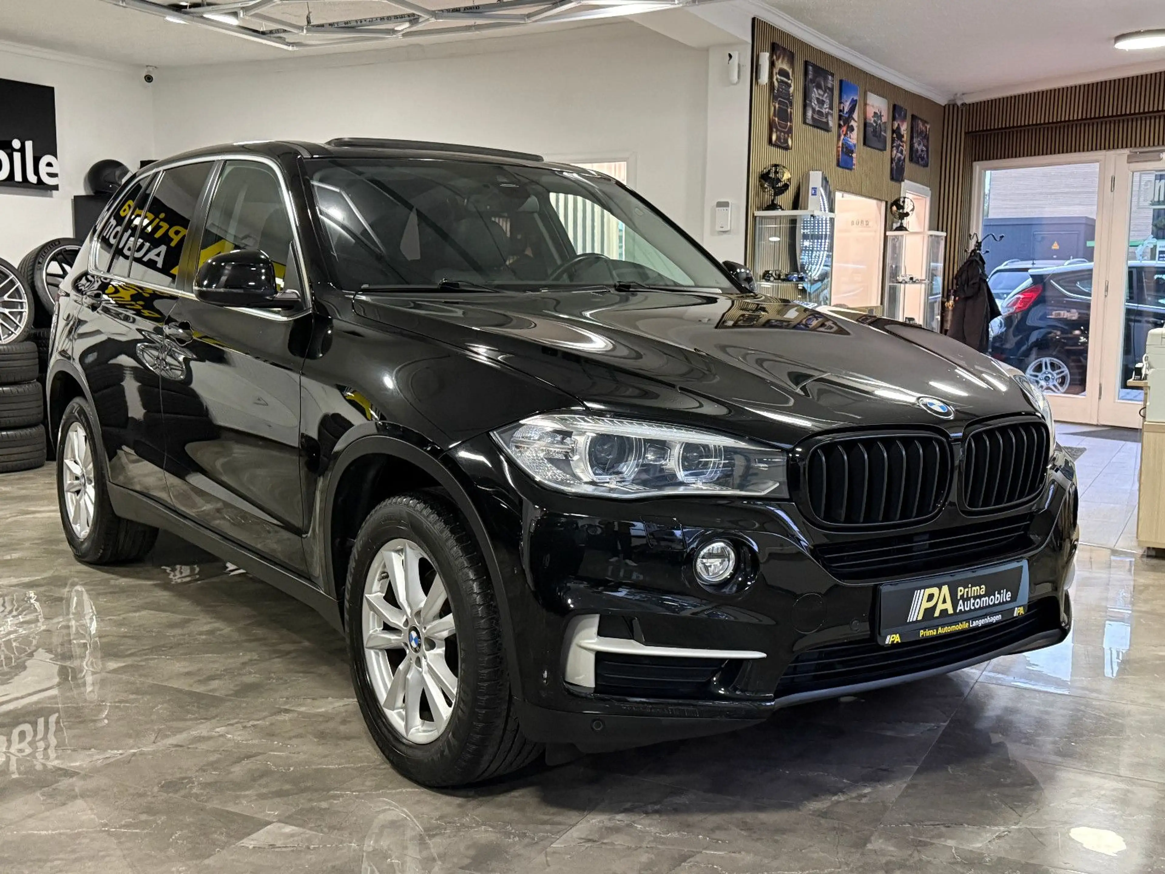 BMW X5 xDrive 25d / Panorama Navi Xenon Tempomat AHK — photo 6