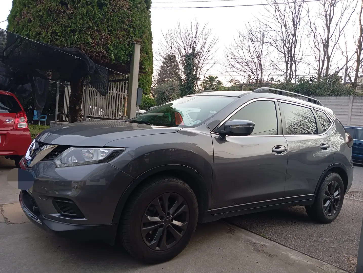 Nissan X-Trail X-Trail 1.6 dci Acenta Premium 2wd E6 Grau - 2