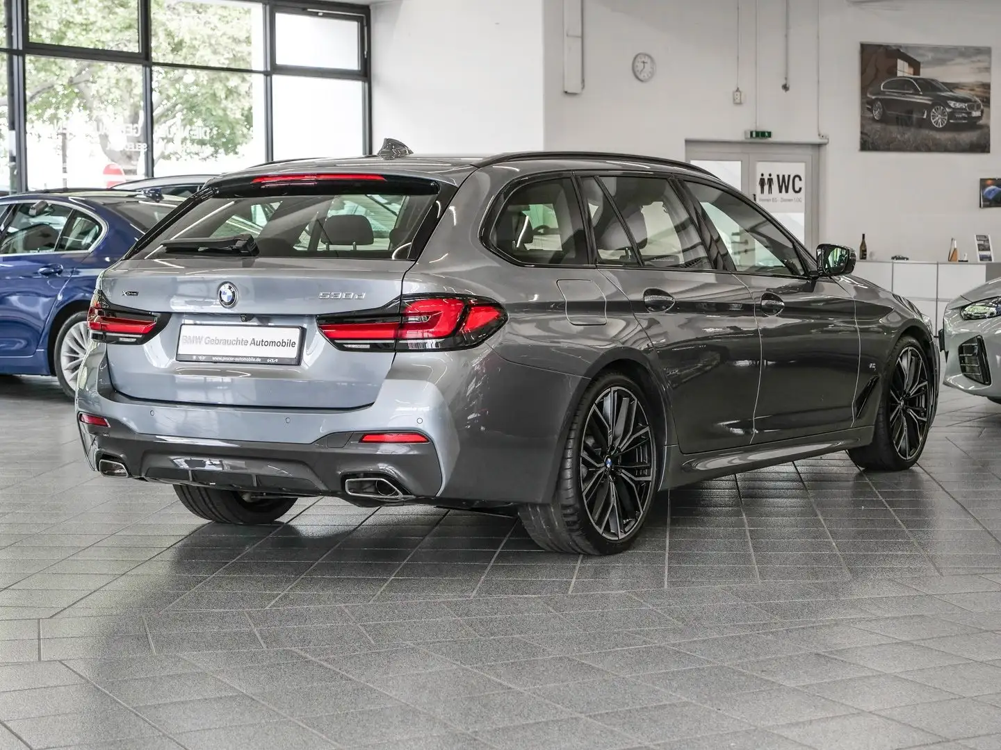 BMW 530 d xDrive M-Sport Aut Nav HuD Laser Pano 20" Blu/Azzurro - 2