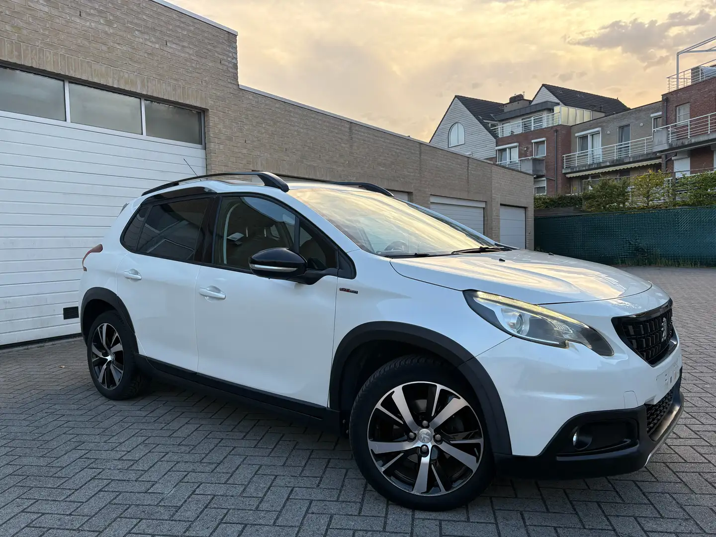 Peugeot 2008 2008 Gt Line / 12 Maanden Garantie Blanc - 1