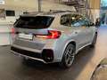 BMW X1 18i sDrive M Sport Pro AHK/Pano/M-Sitze/360°/HUD/1 Silber - thumbnail 9