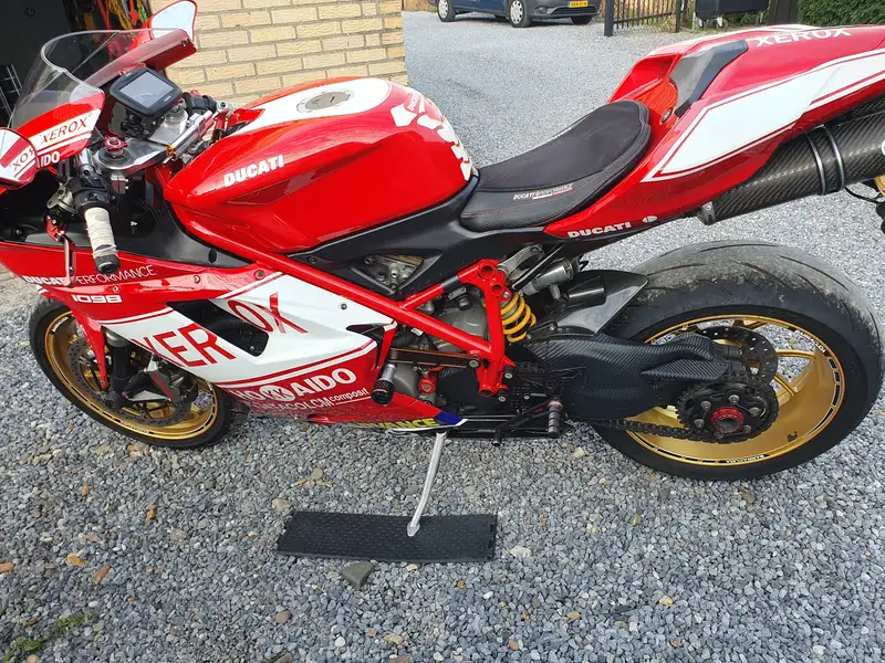 Ducati 1098 - foto 2