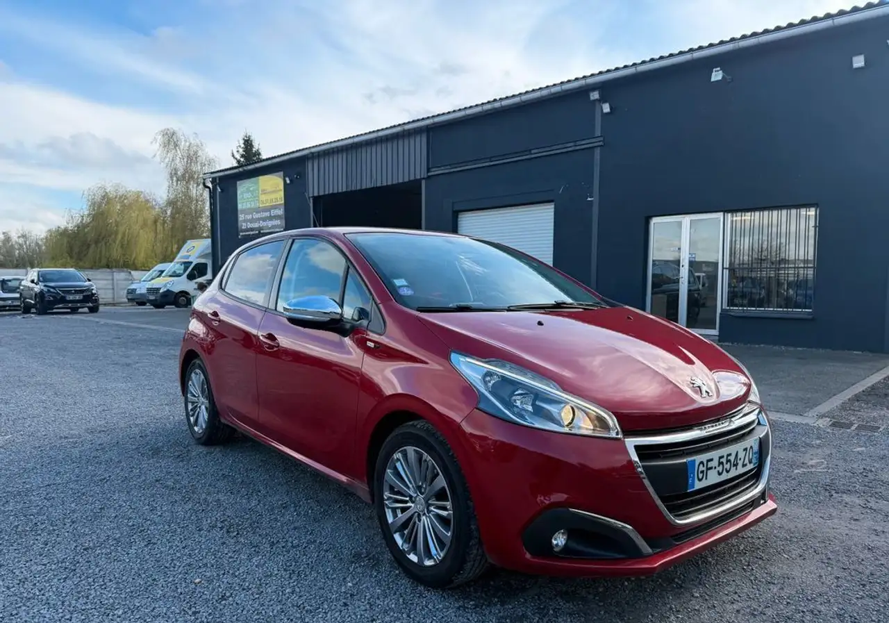 Peugeot 208 1l2 essence VTI Â«Â Ã©dition allureÂ Â»