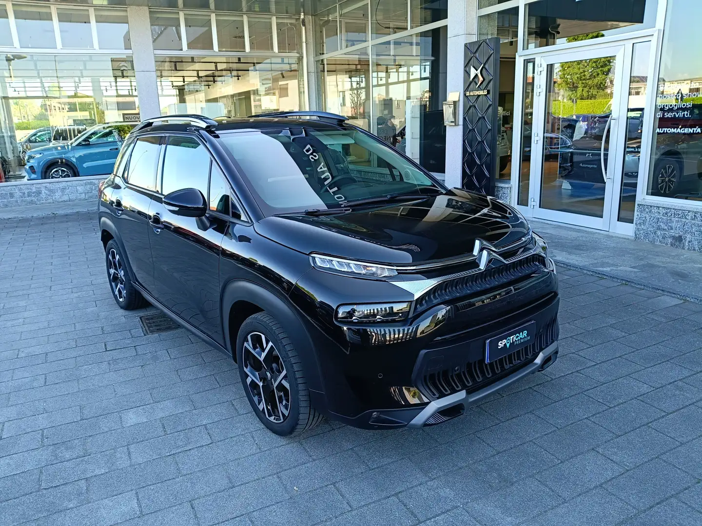 Citroen C3 Aircross 1.2 PureTech 110cv SHINE PACK AZIENDALE Nero - 1