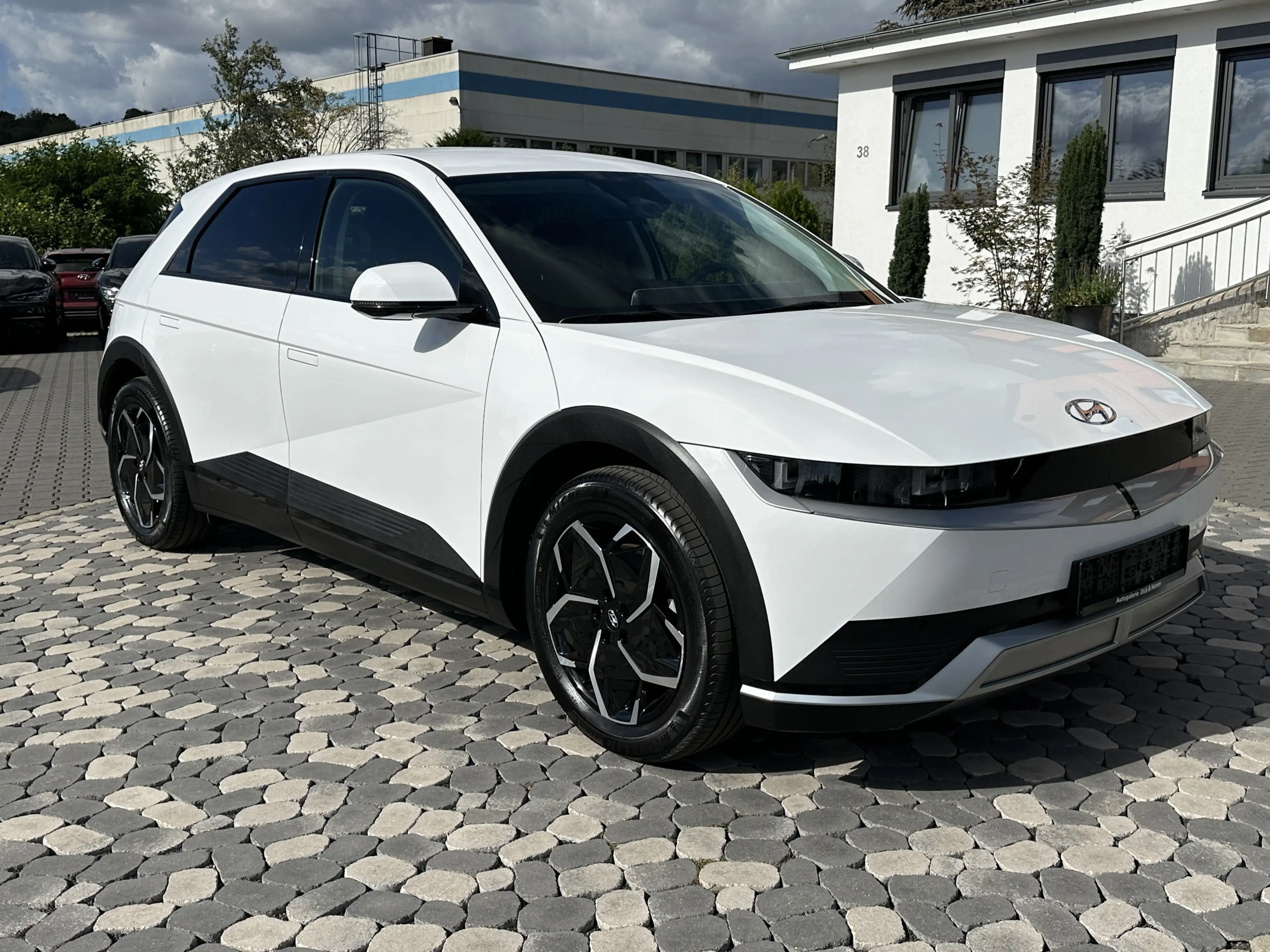 Hyundai IONIQ 5 Techniq PIXEL ACC CAM 4xSHZ WP SOH-97,8% — photo 2