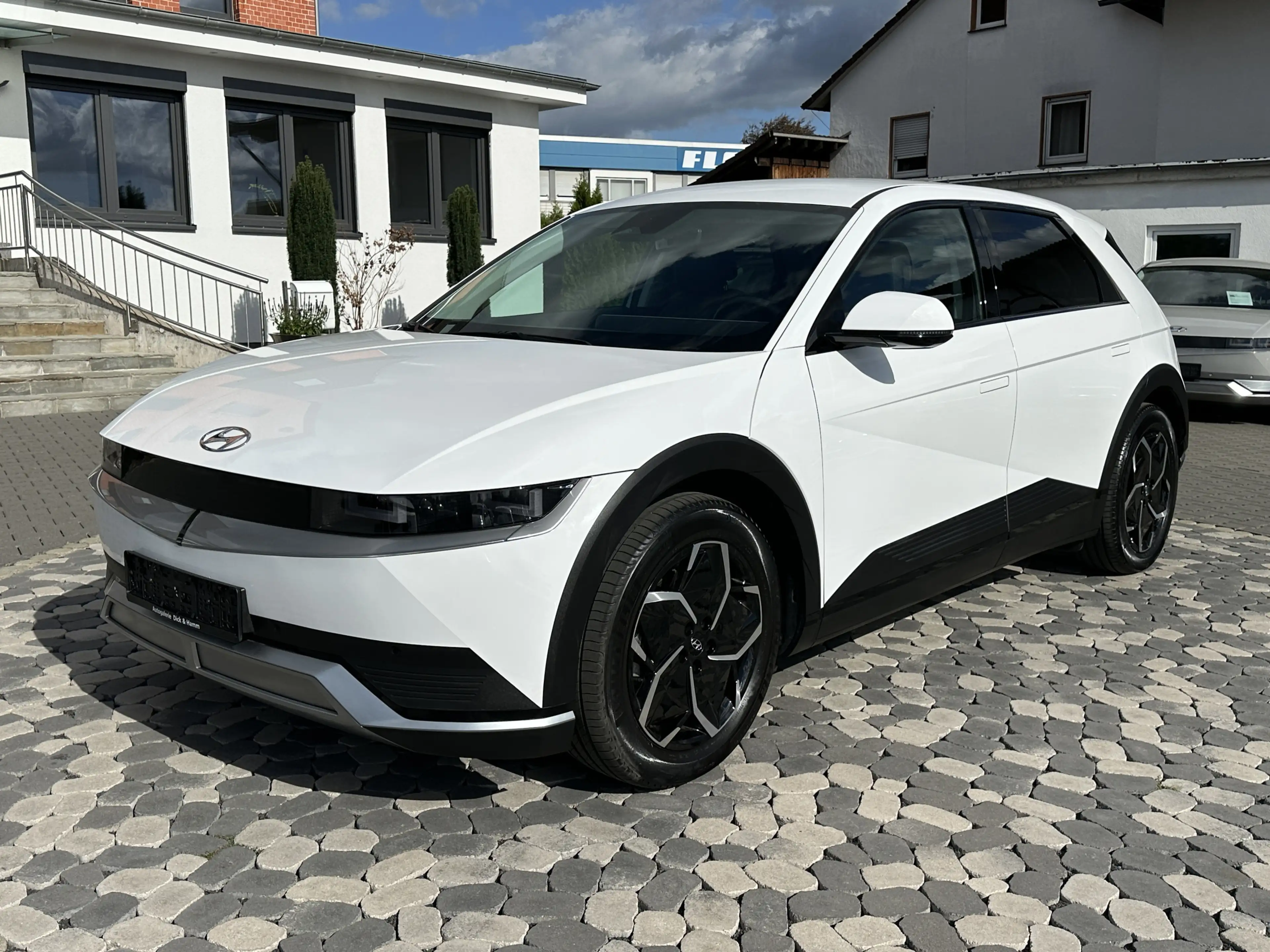 Hyundai IONIQ 5 Techniq PIXEL ACC CAM 4xSHZ WP SOH-97,8% — photo 4