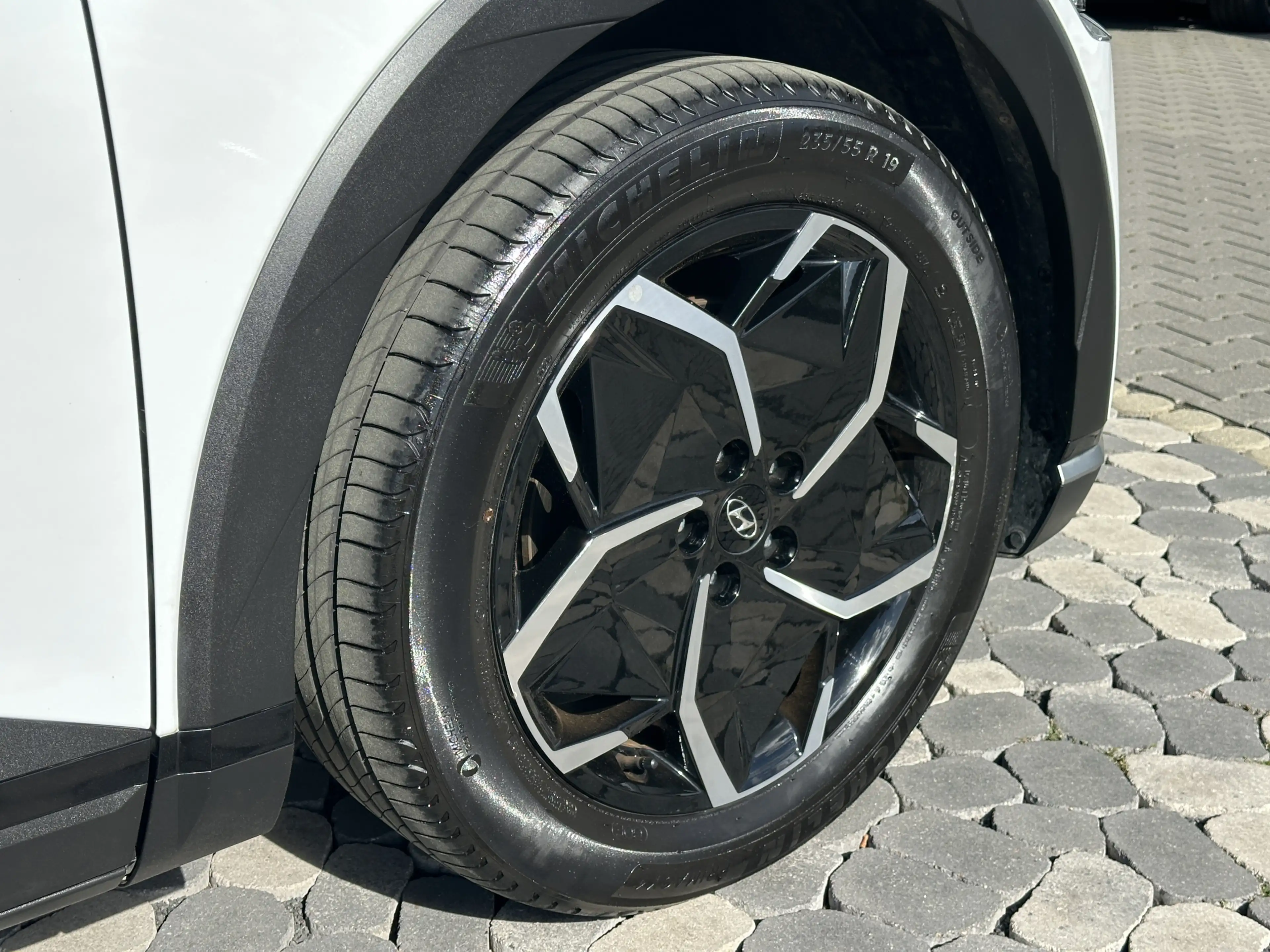 Hyundai IONIQ 5 Techniq PIXEL ACC CAM 4xSHZ WP SOH-97,8% — photo 27