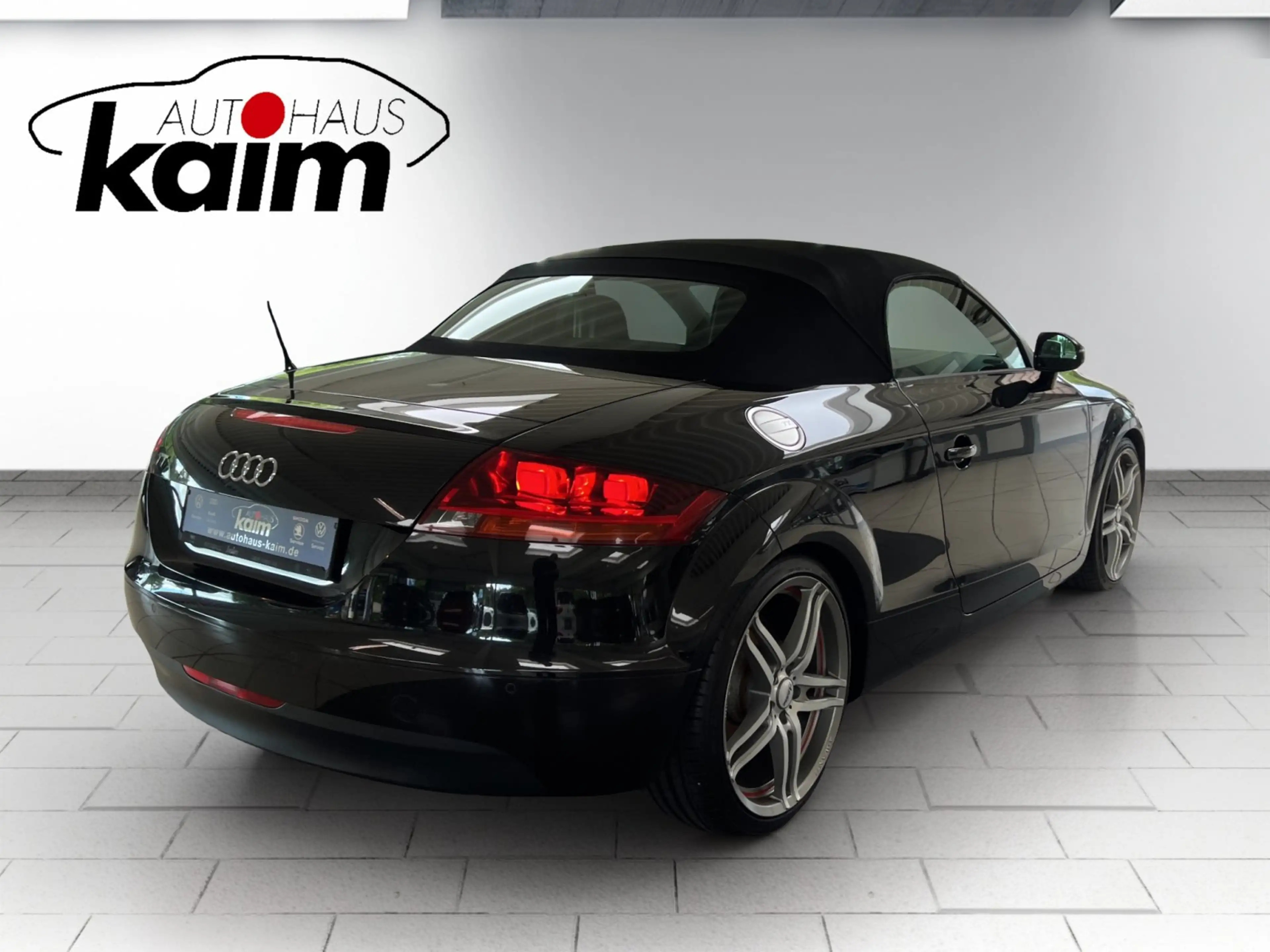 Audi TT 2.0 TFSI Roadster — photo 6