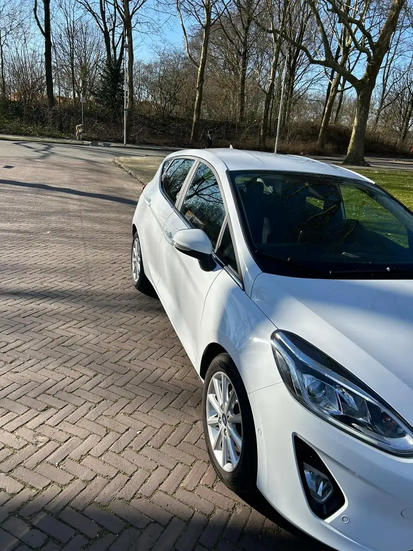 Ford Fiesta 1.0 EcoBoost Titanium In verkoop voor klant Wit - 2