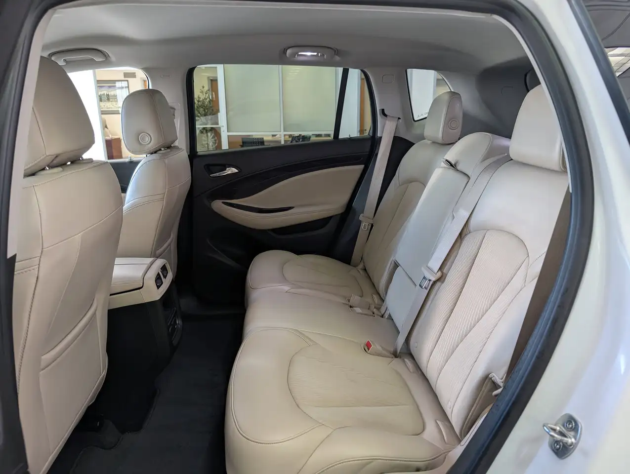 Buick Envision photo Buick Envision