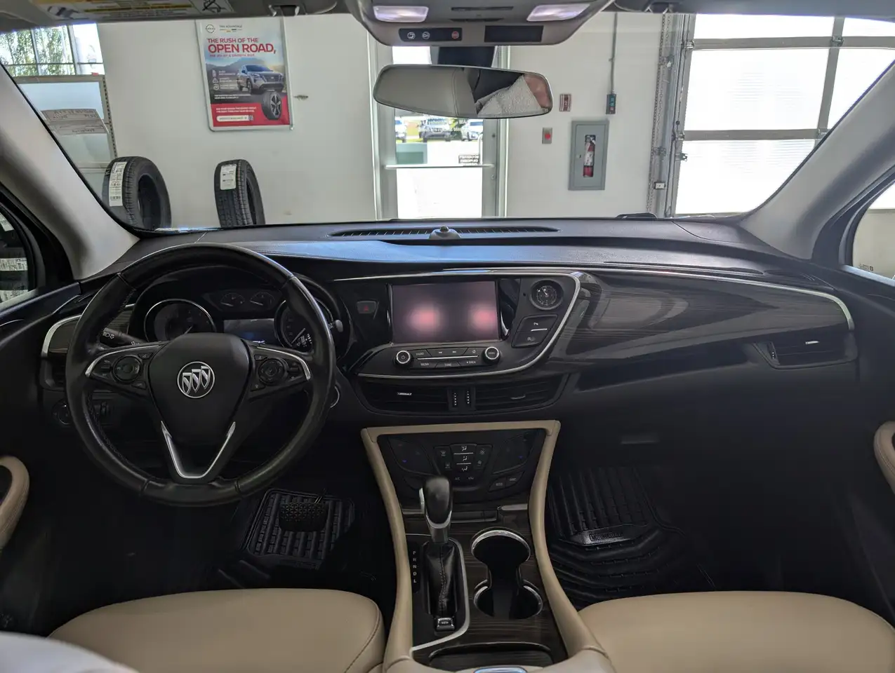 Buick Envision photo Buick Envision