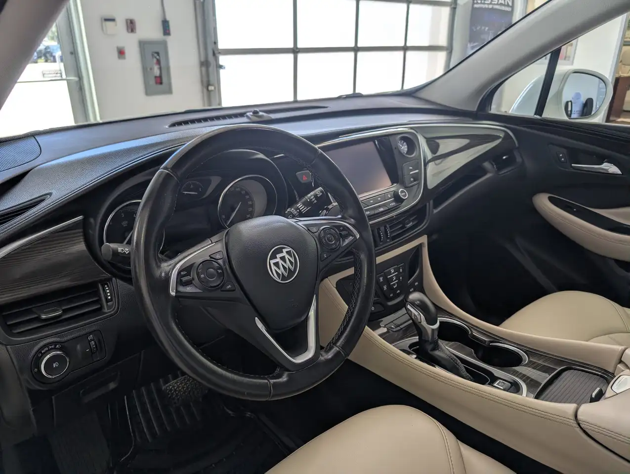 Buick Envision photo Buick Envision