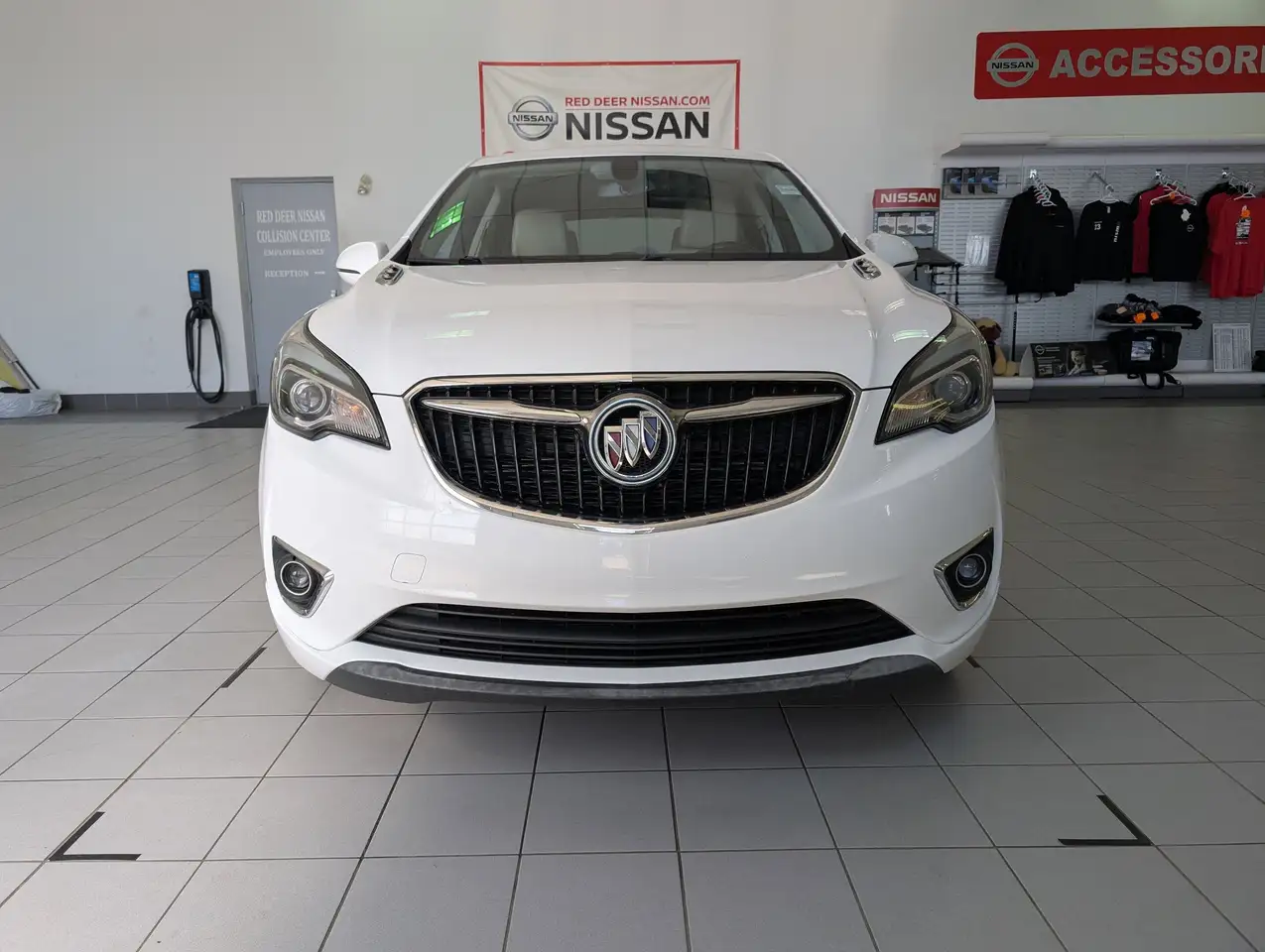 Buick Envision photo Buick Envision