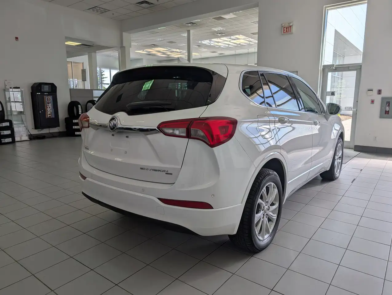 Buick Envision photo Buick Envision