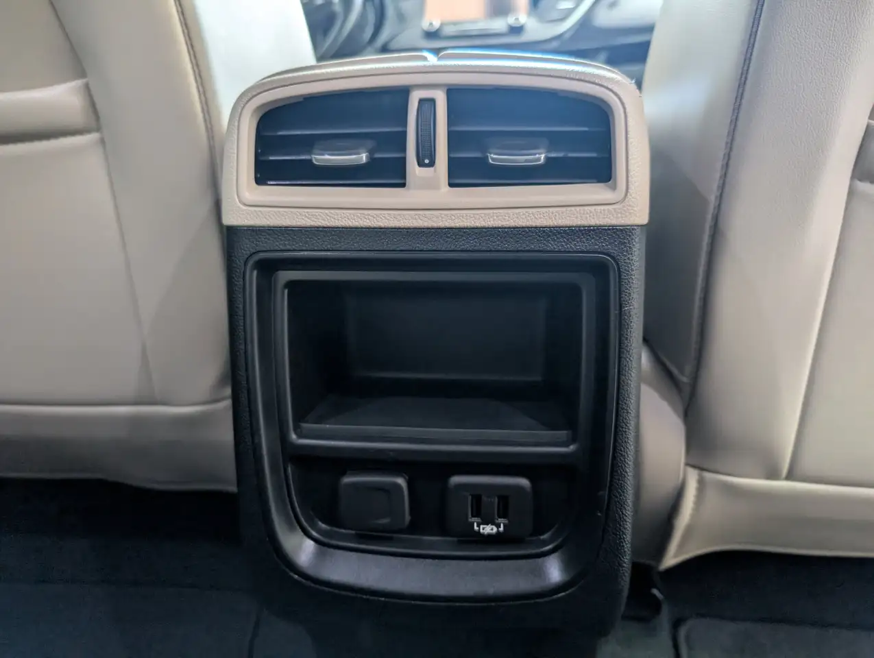 Buick Envision photo Buick Envision