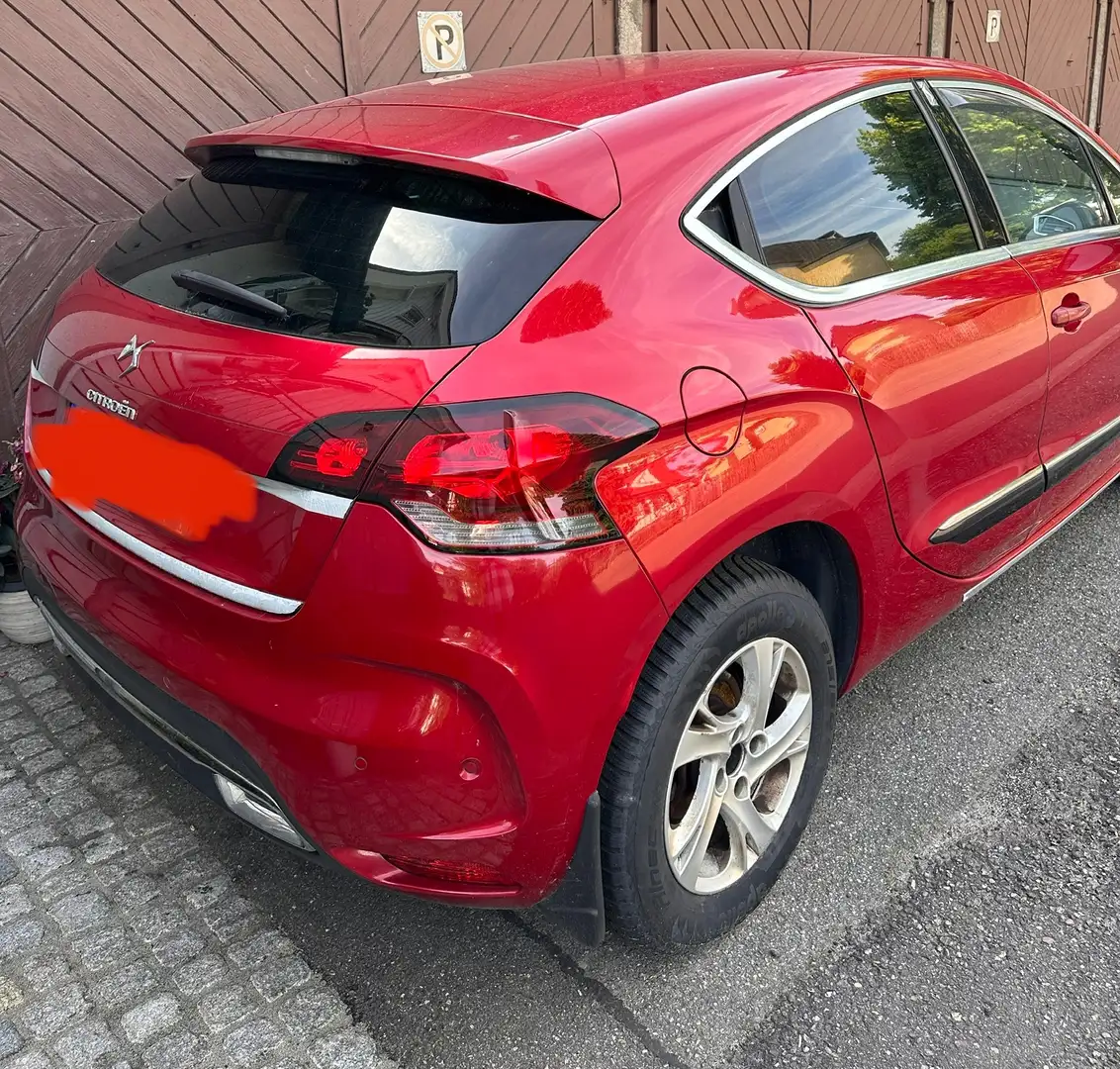 Citroen DS4 DS4 THP 155 EGS6 SoChic Červená - 2