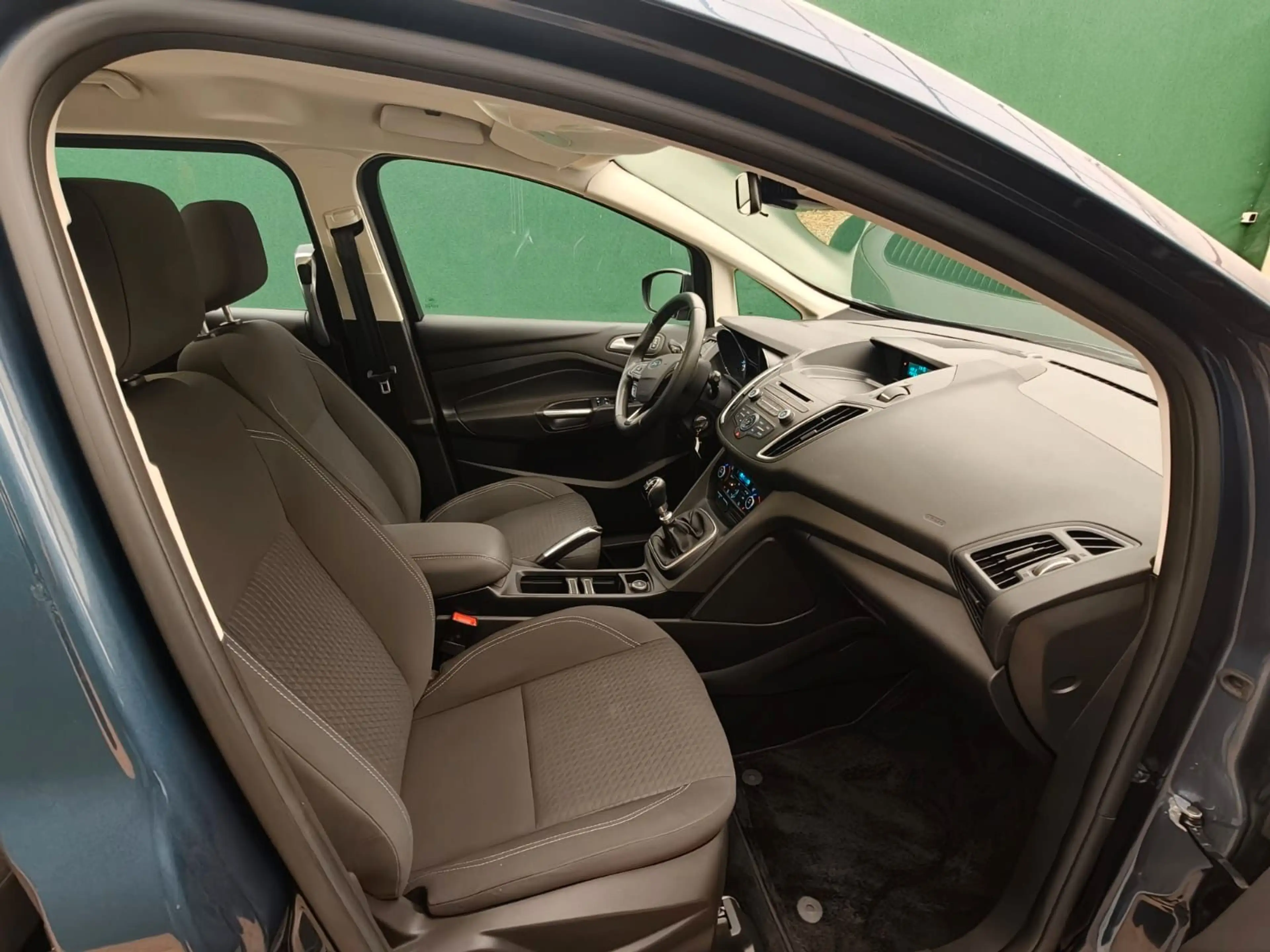 Ford Grand C-Max 1.0/ SHZ/ Alu/ Klimaautom./ 53 tkm — photo 13