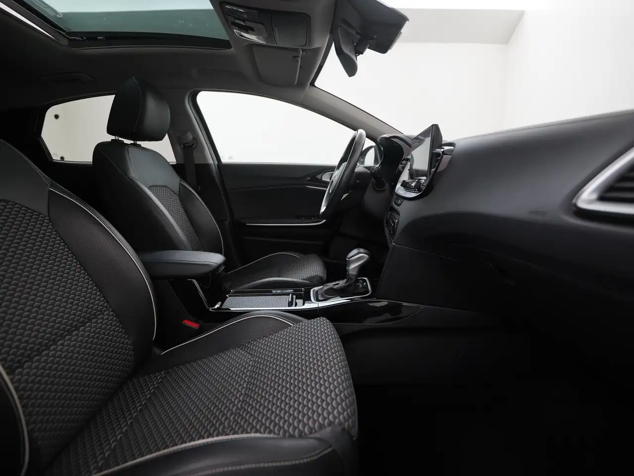 Kia X Ceed 1.6 GDi PHEV DynamicPlusLine Panoramadak Adapt, миниатюра 3